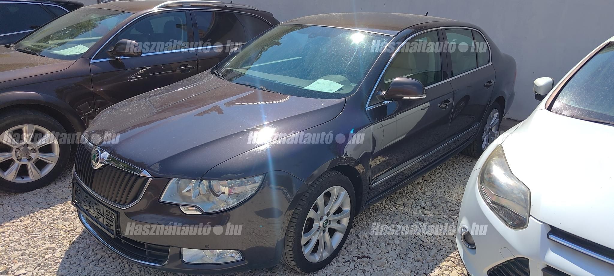 SKODA SUPERB 2010/10 - 1