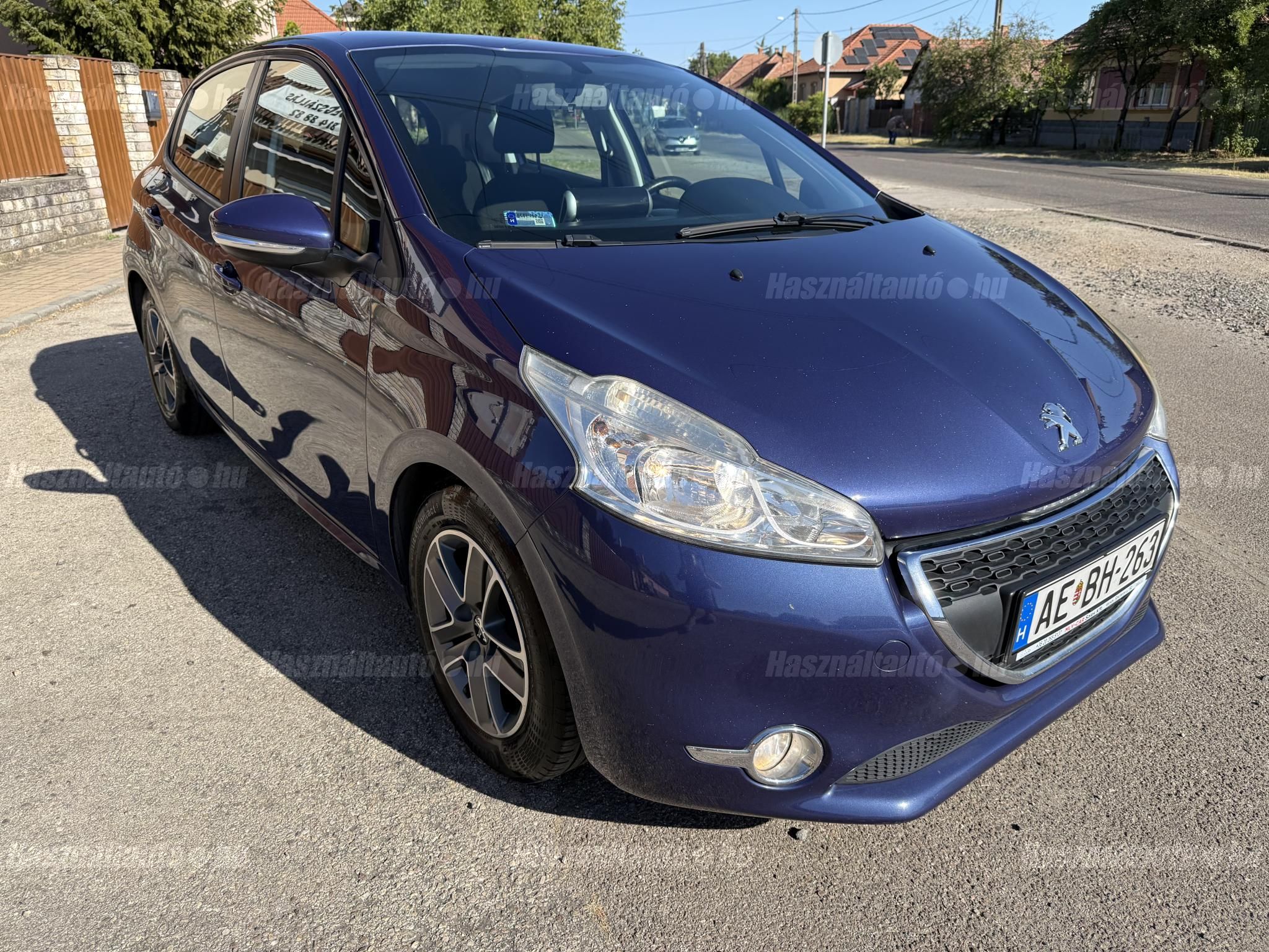 PEUGEOT 208 2012/4 - 1