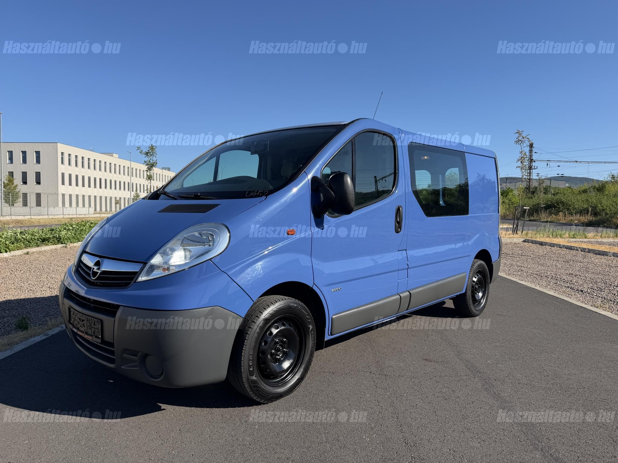 OPEL VIVARO 2010/10 - 1
