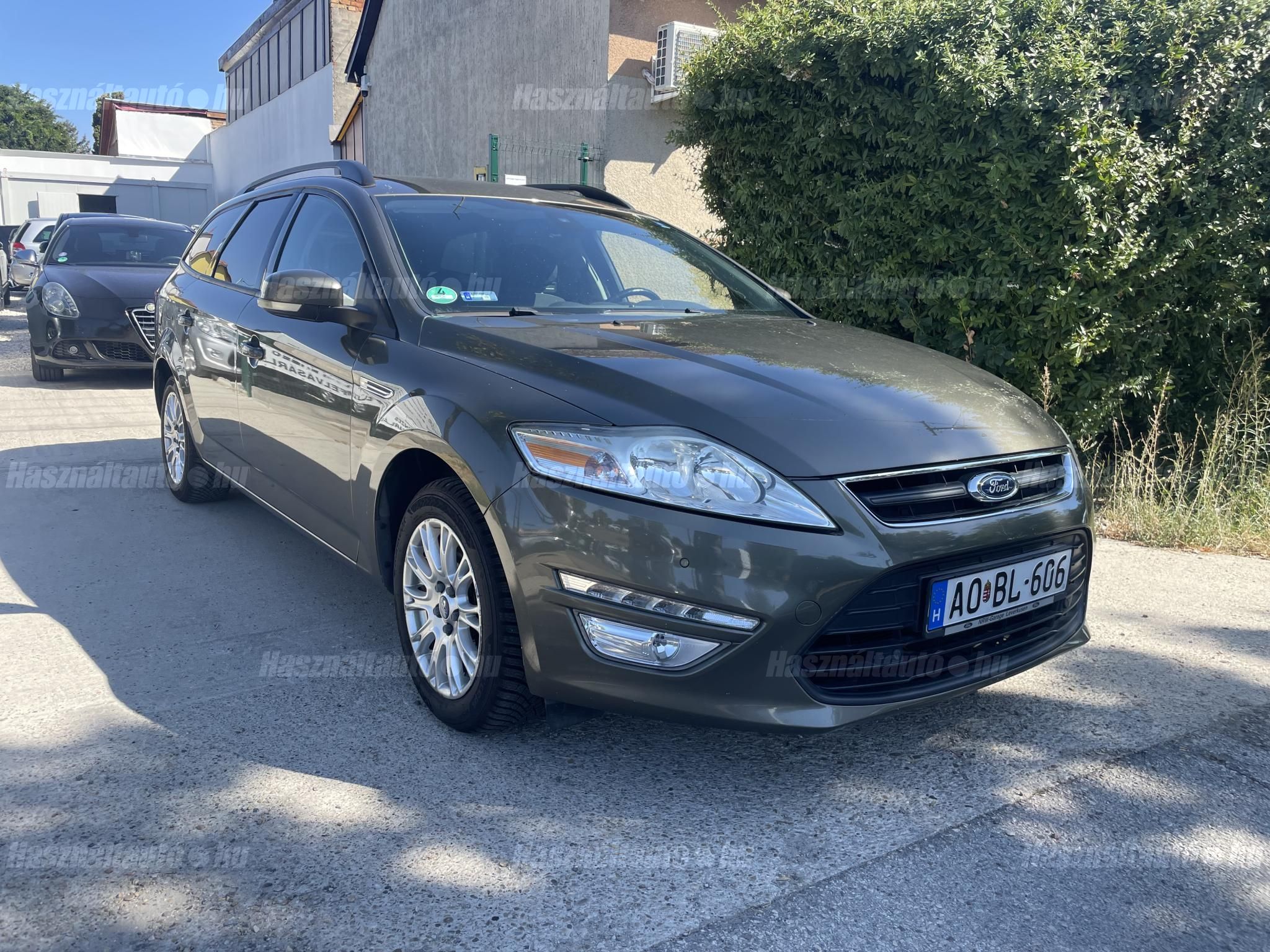 FORD MONDEO 2011/7 - 1