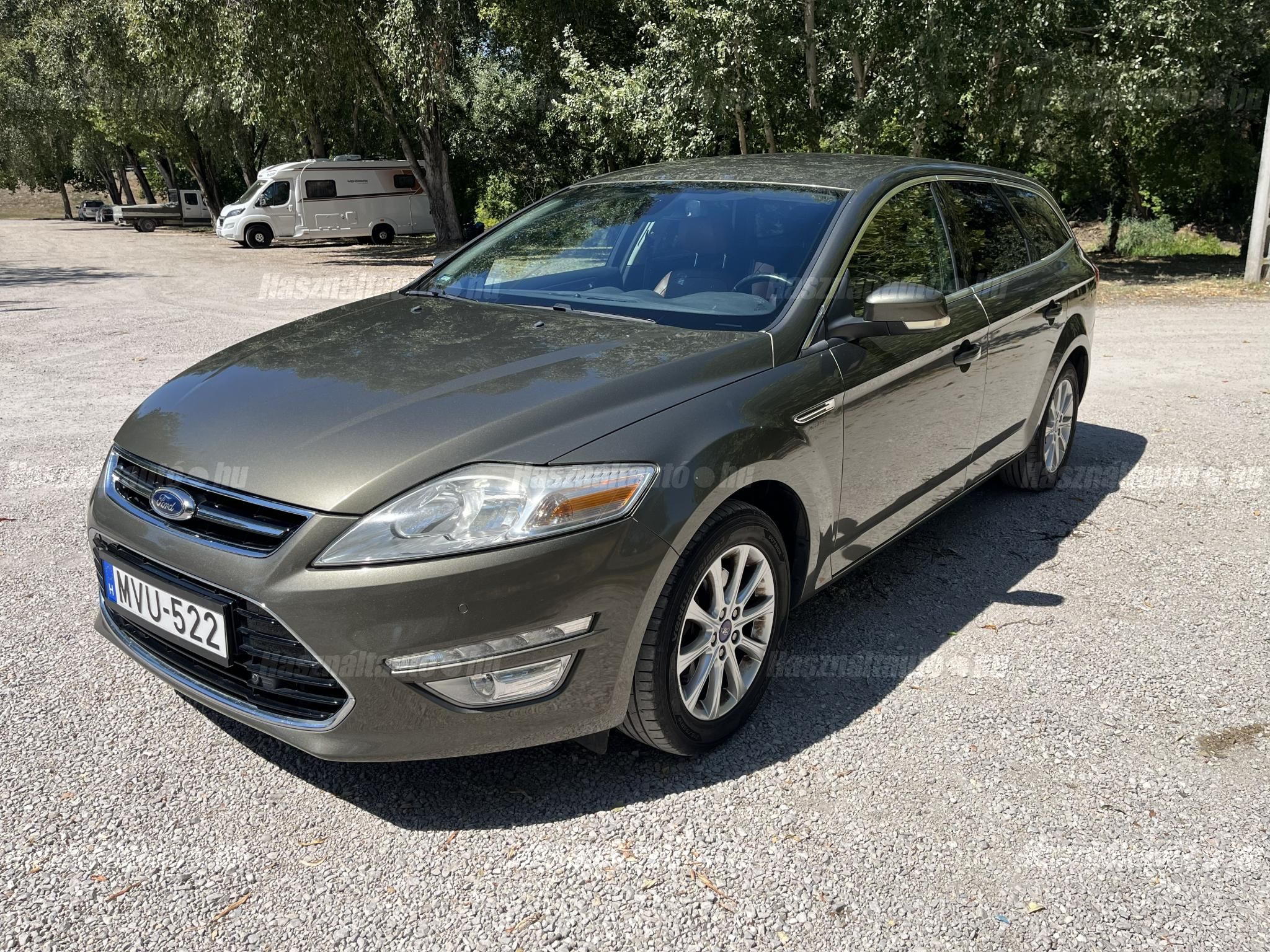FORD MONDEO 2014/8 - 1