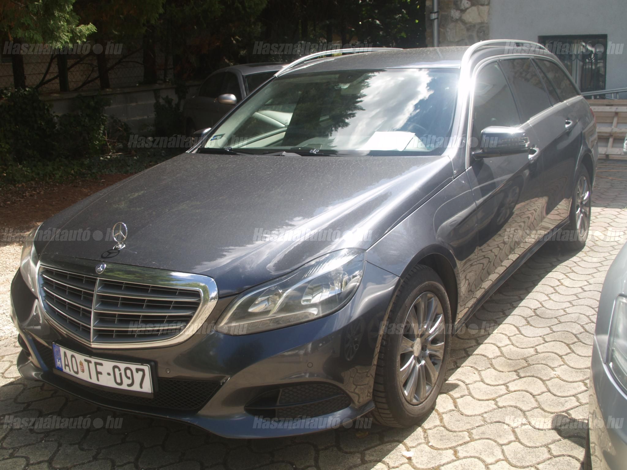MERCEDES-BENZ E 200 2013/8 - 1