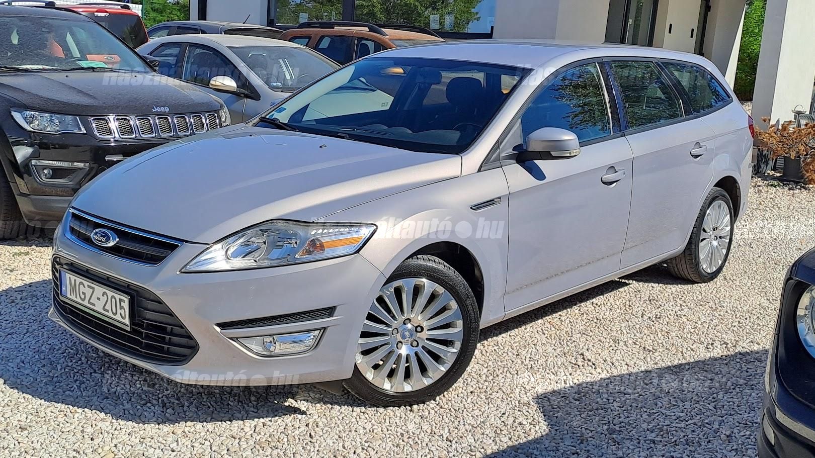 FORD MONDEO 2013/2 - 1