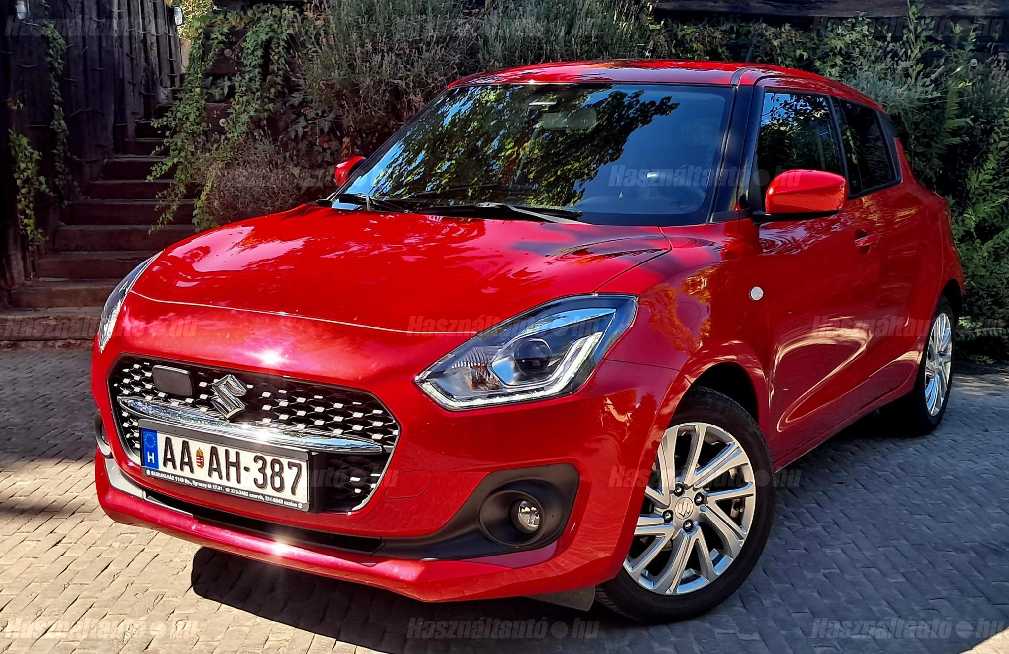 SUZUKI SWIFT 2022/7 - 1