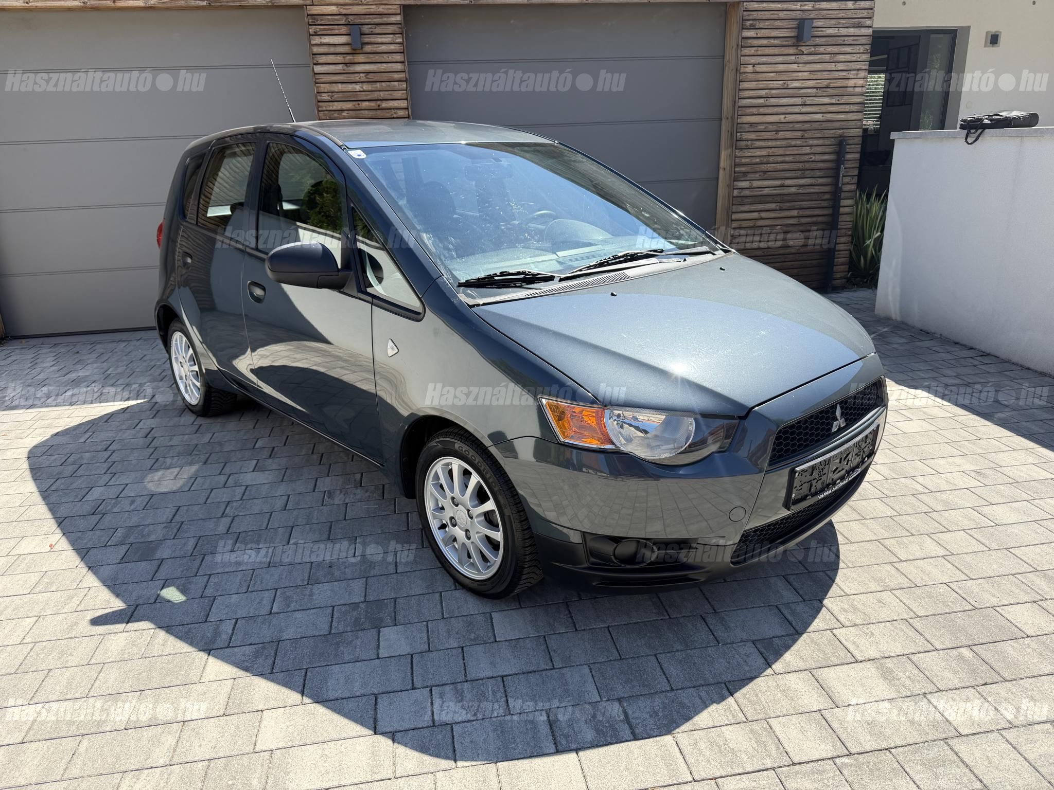 MITSUBISHI COLT 2013/3 - 1
