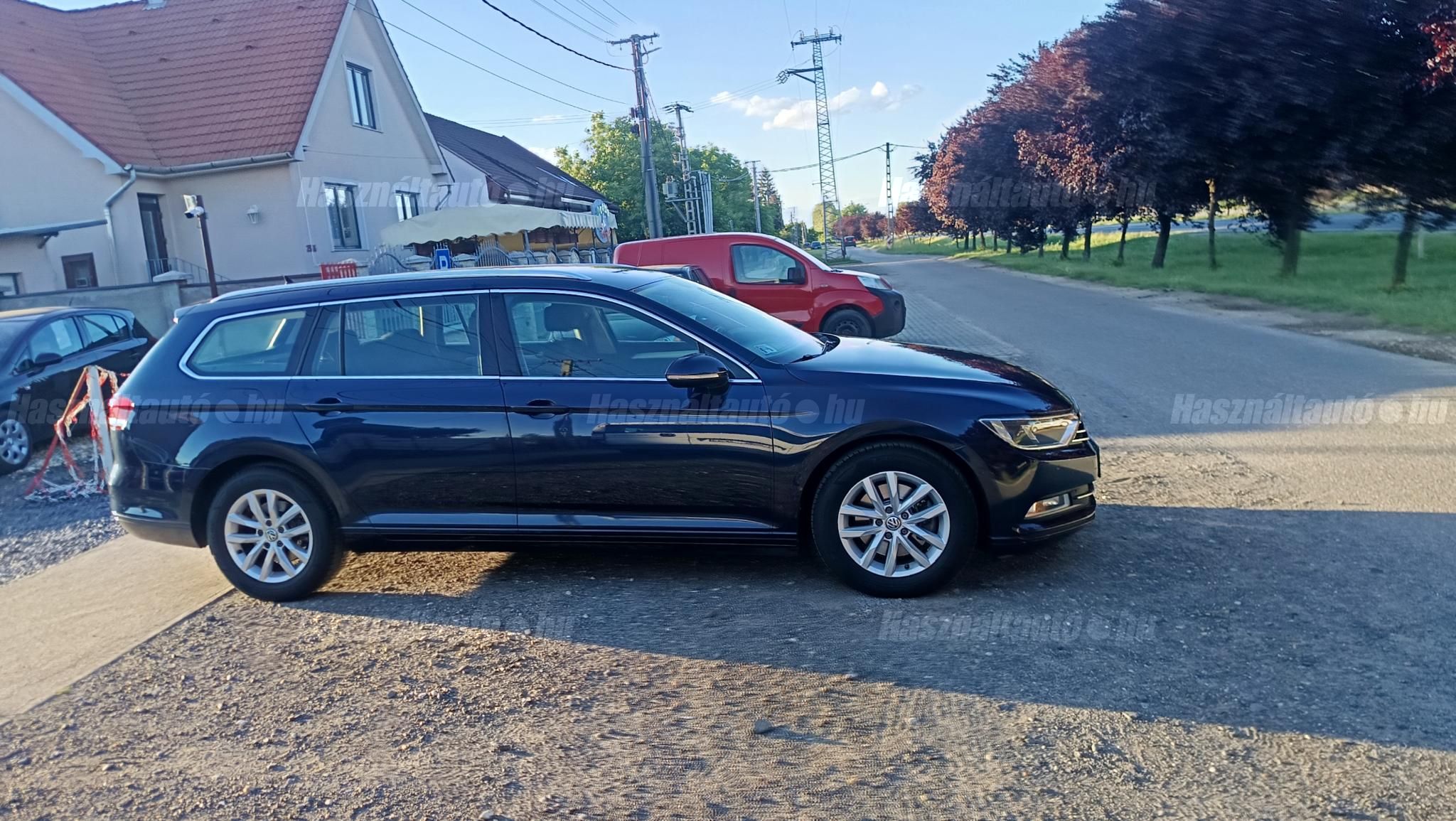 VOLKSWAGEN PASSAT 2015/6 - 1