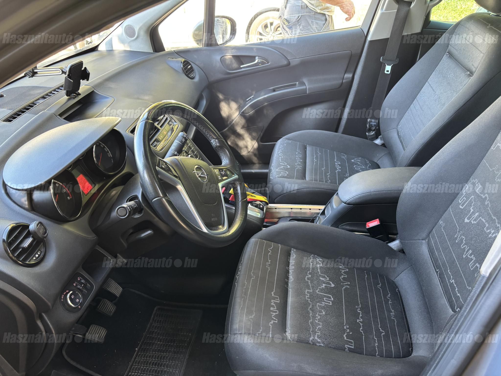 OPEL MERIVA B 2011/10 - 1