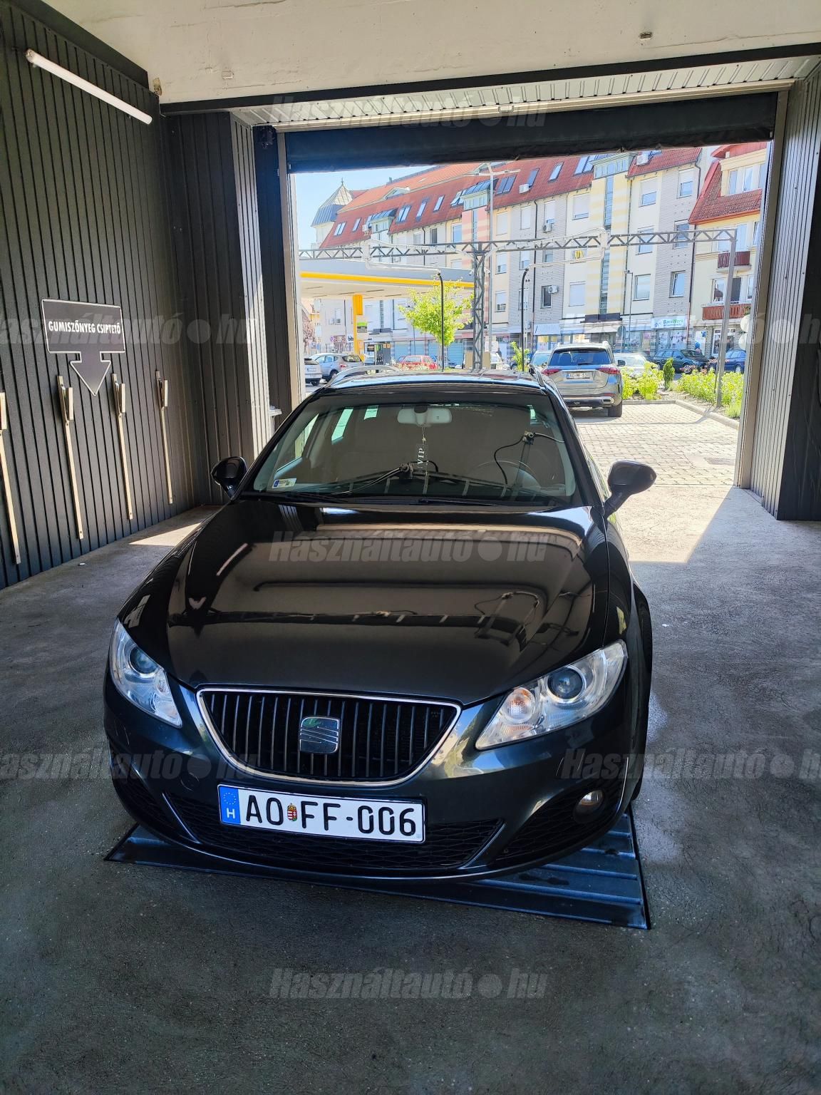 SEAT EXEO 2012/1 - 1