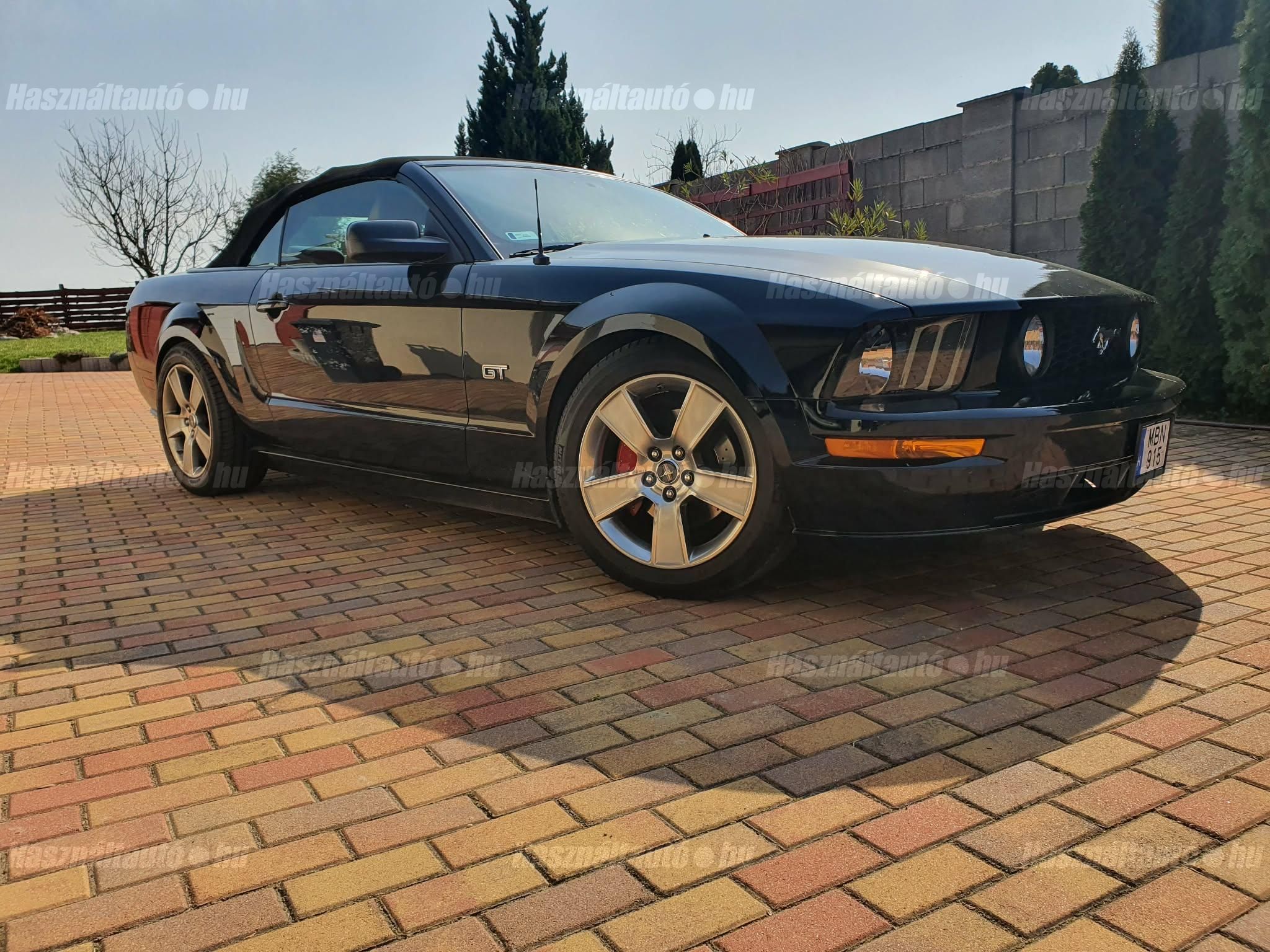 FORD MUSTANG 2006/11 - 1