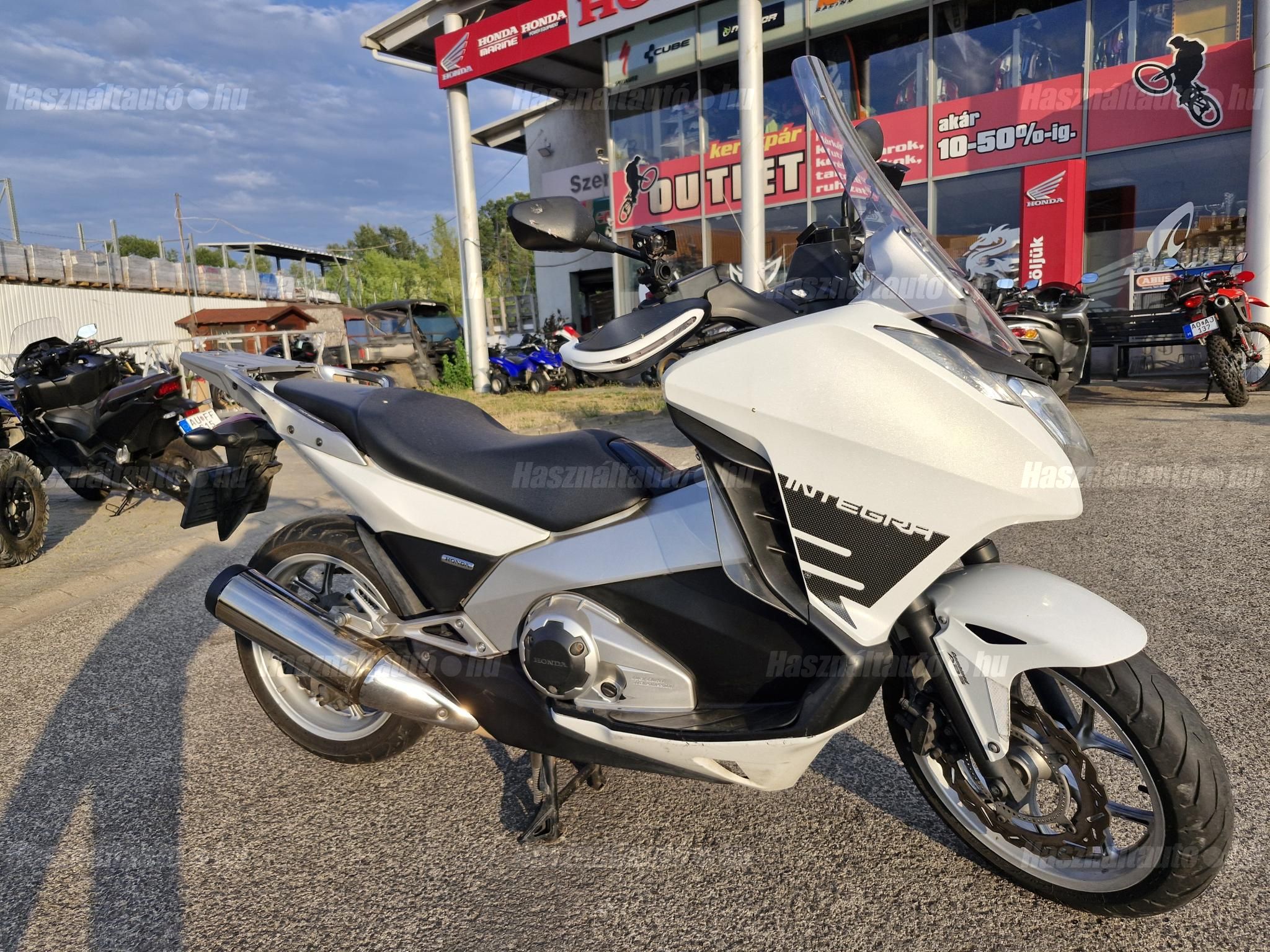 HONDA NC 700 D 2012/5 - 1