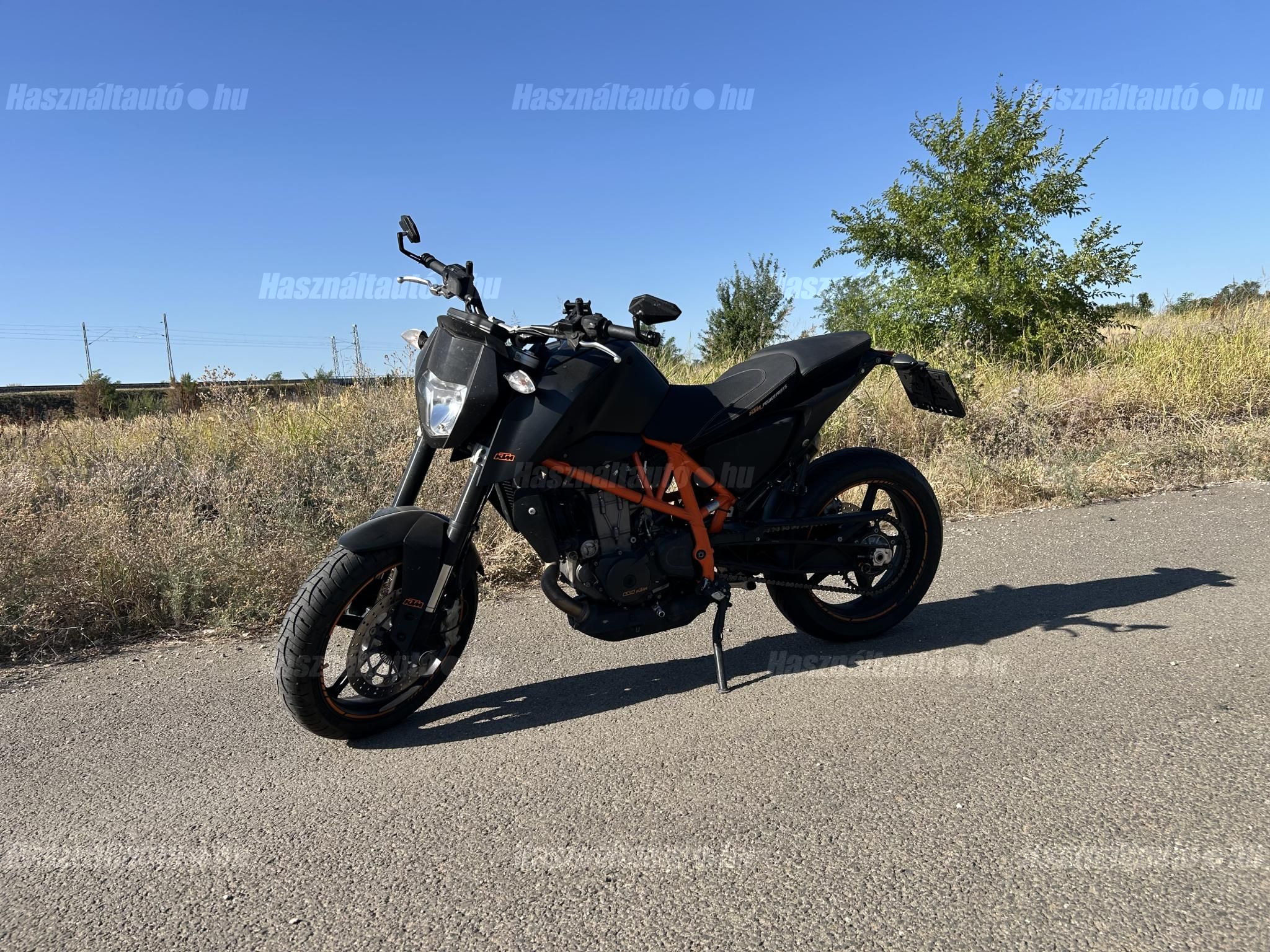 KTM 690 DUKE 2012/6 - 1