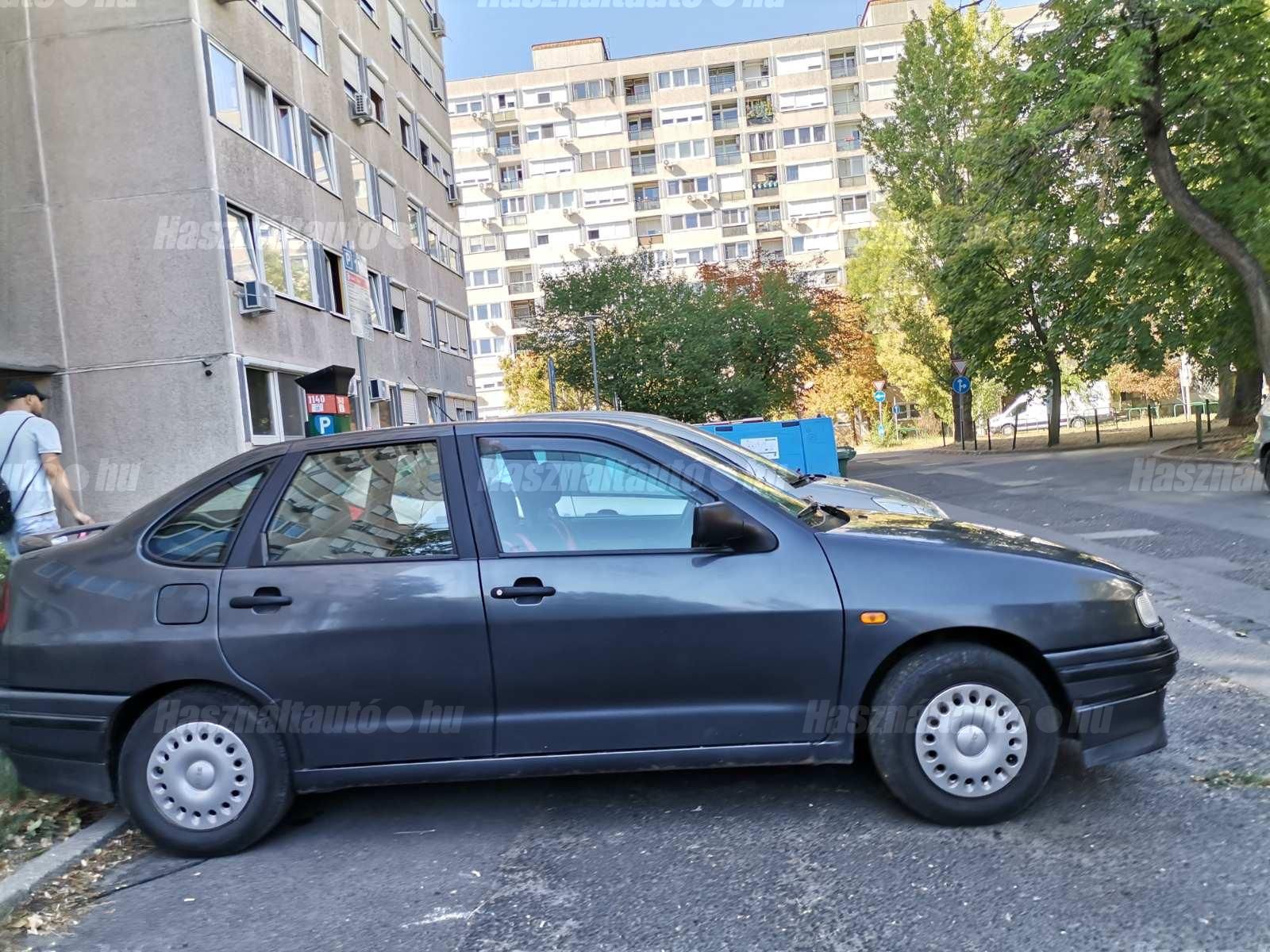 SEAT CORDOBA 1995/12 - 1