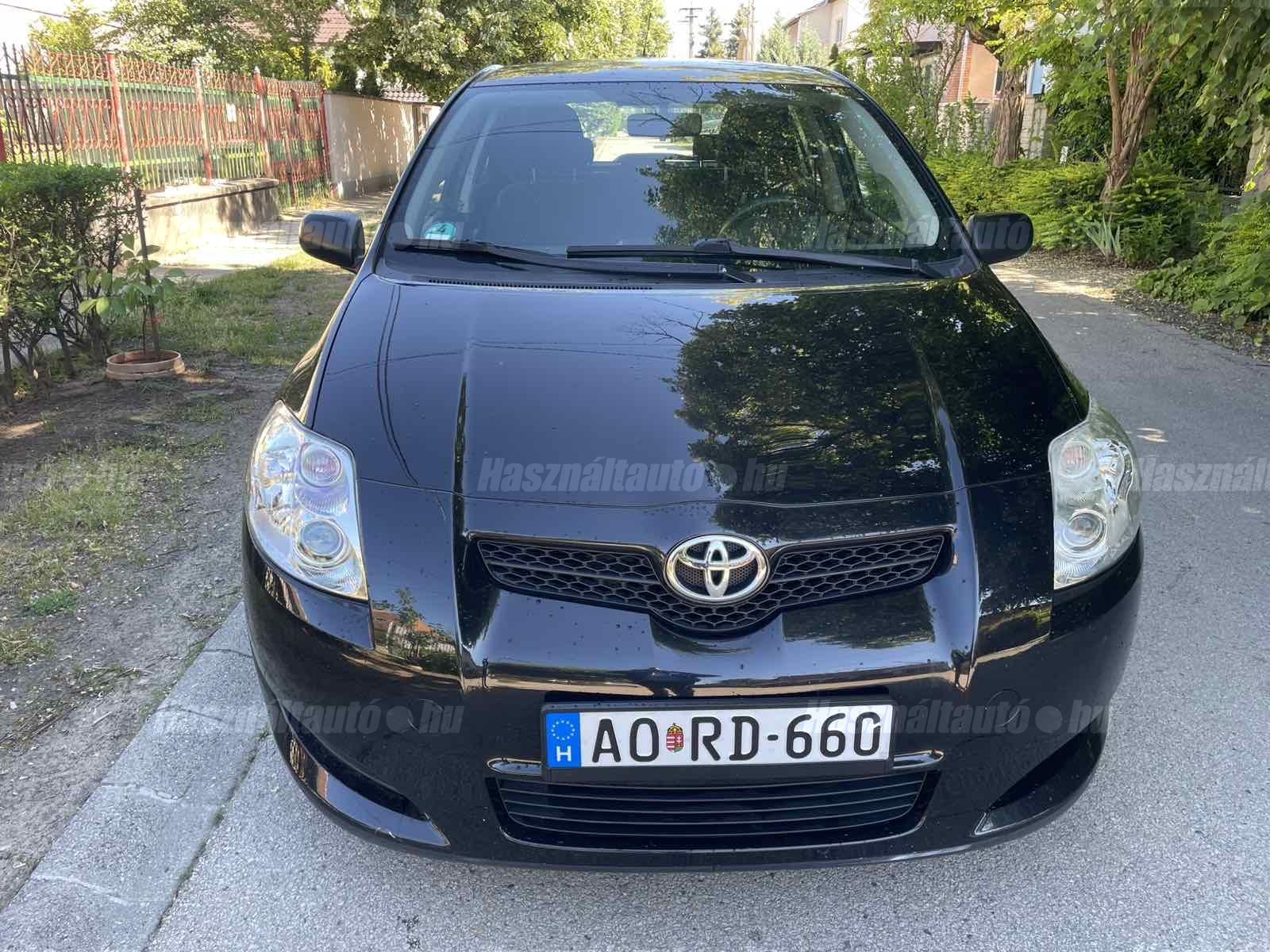 TOYOTA AURIS 2009/2 - 1