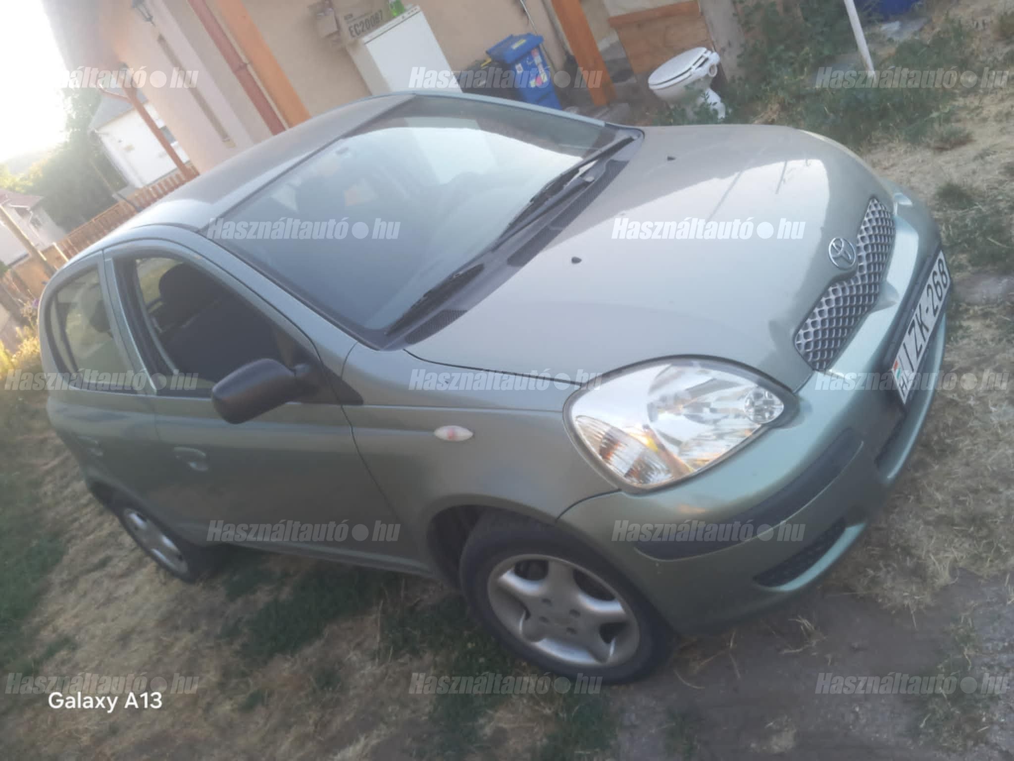 TOYOTA YARIS 2003/12 - 1