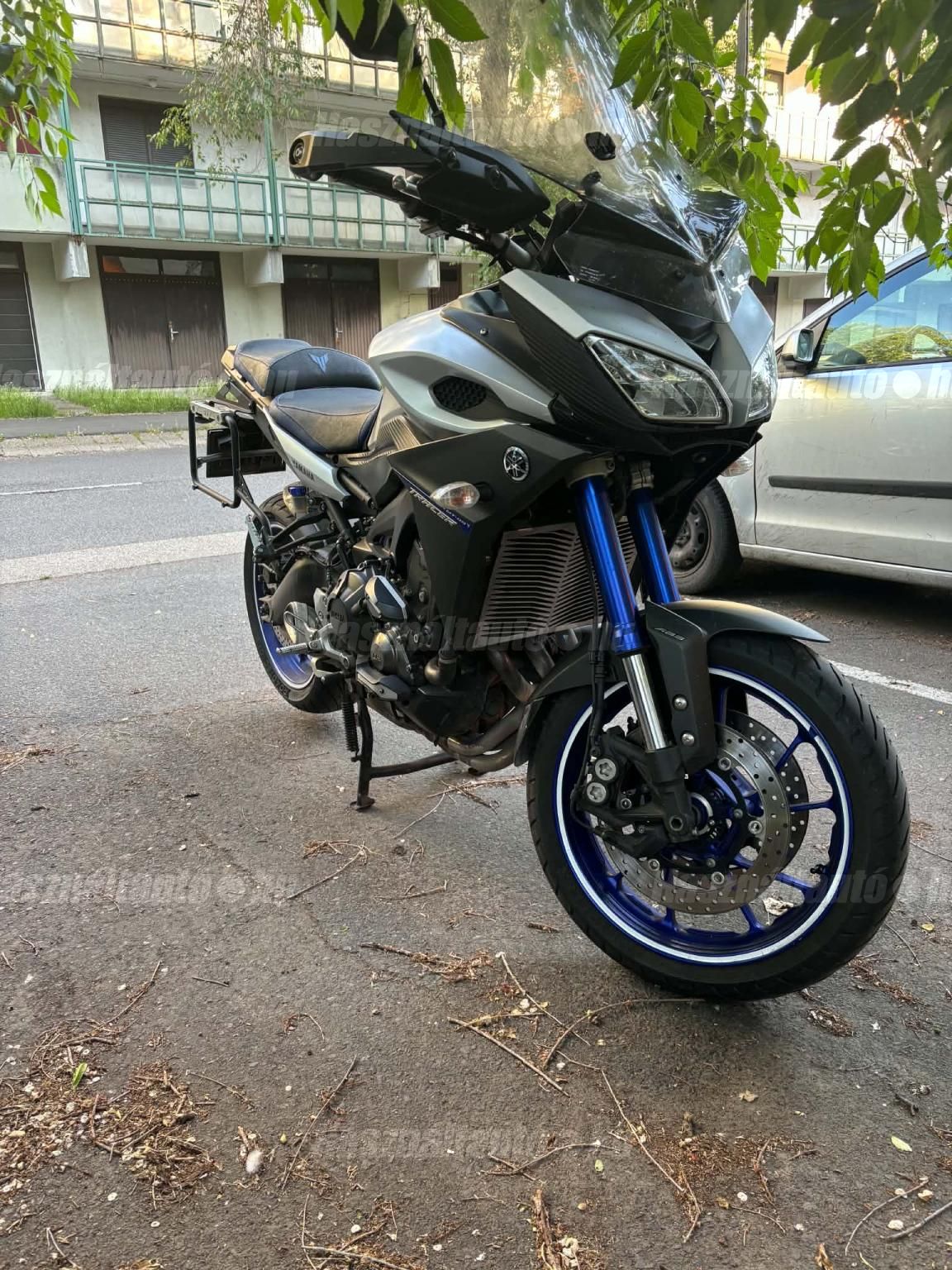 YAMAHA MT-09 TRACER 2015/6 - 1