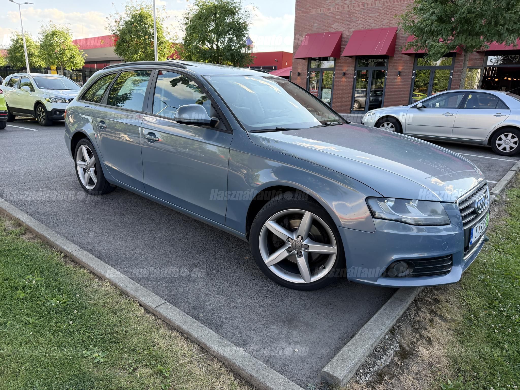AUDI A4 2009/9 - 1