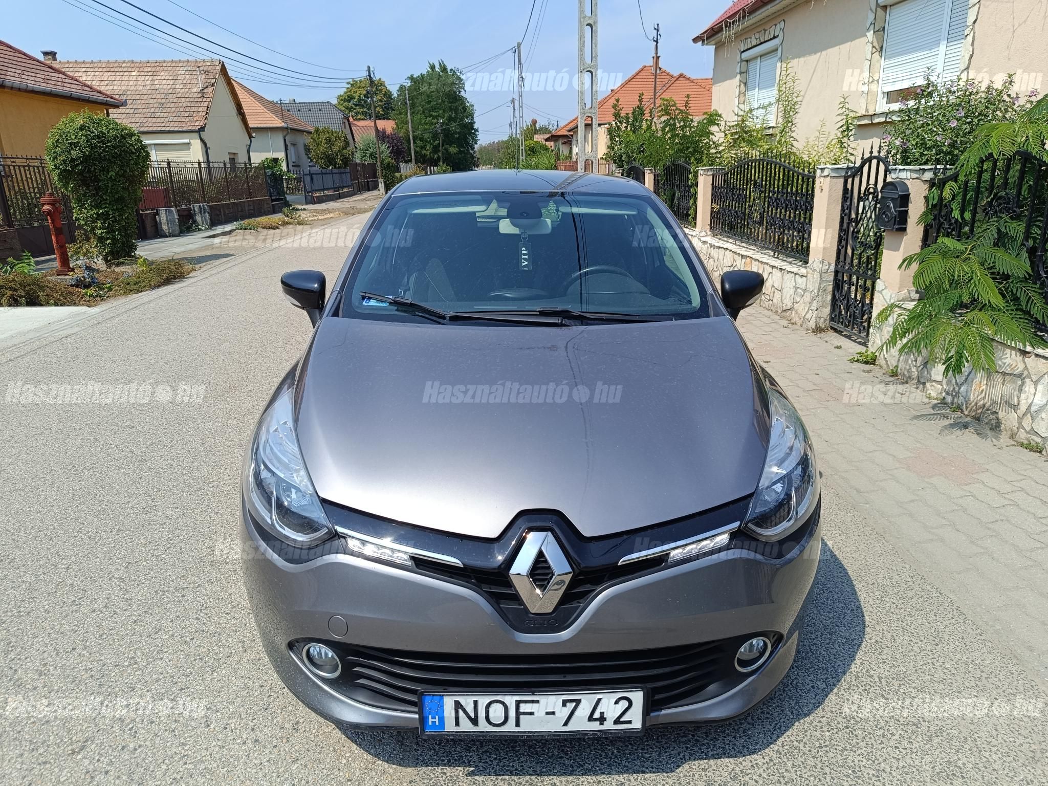 RENAULT CLIO 2016/4 - 1