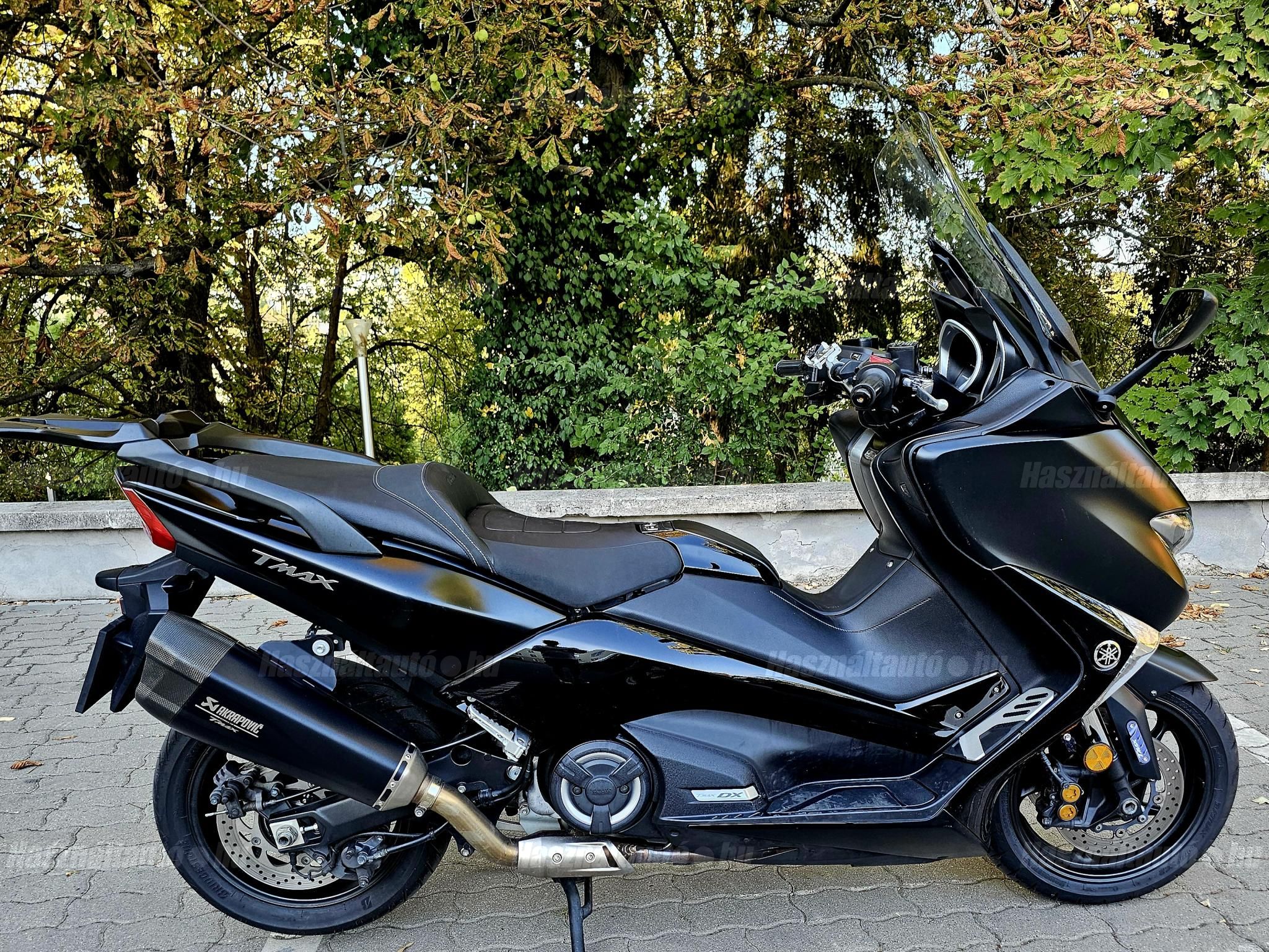 YAMAHA TMAX 2019/6 - 1