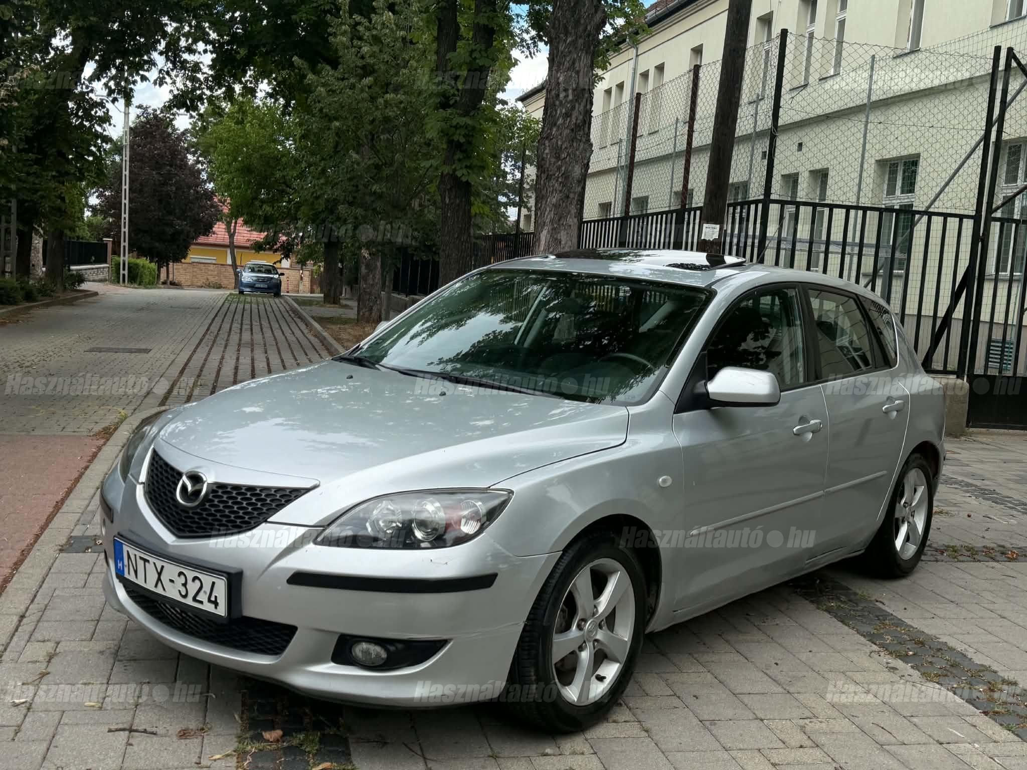 MAZDA 3 2006/2 - 1