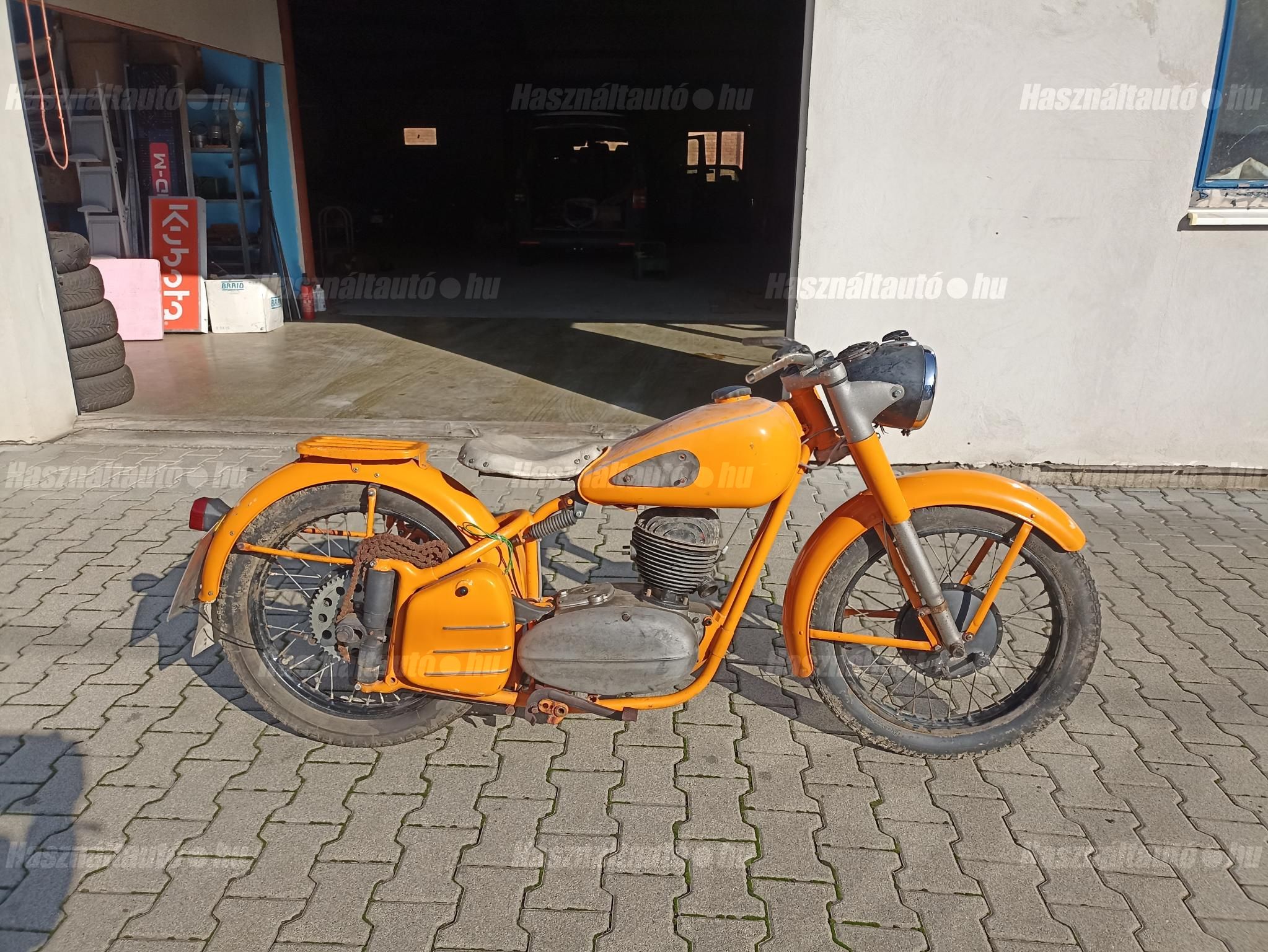 CSEPEL 250 1953/8 - 1