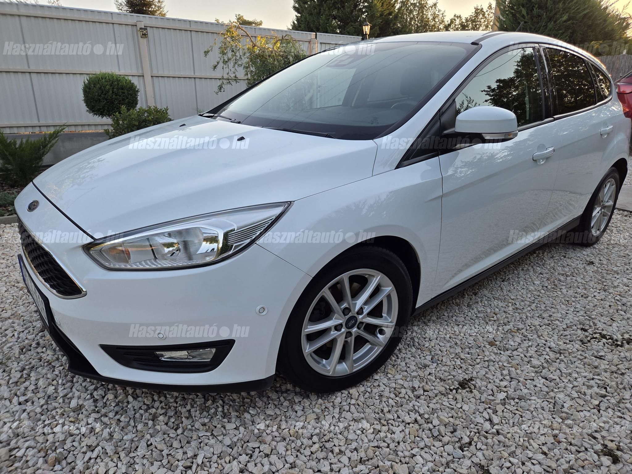 FORD FOCUS 2017/12 - 1