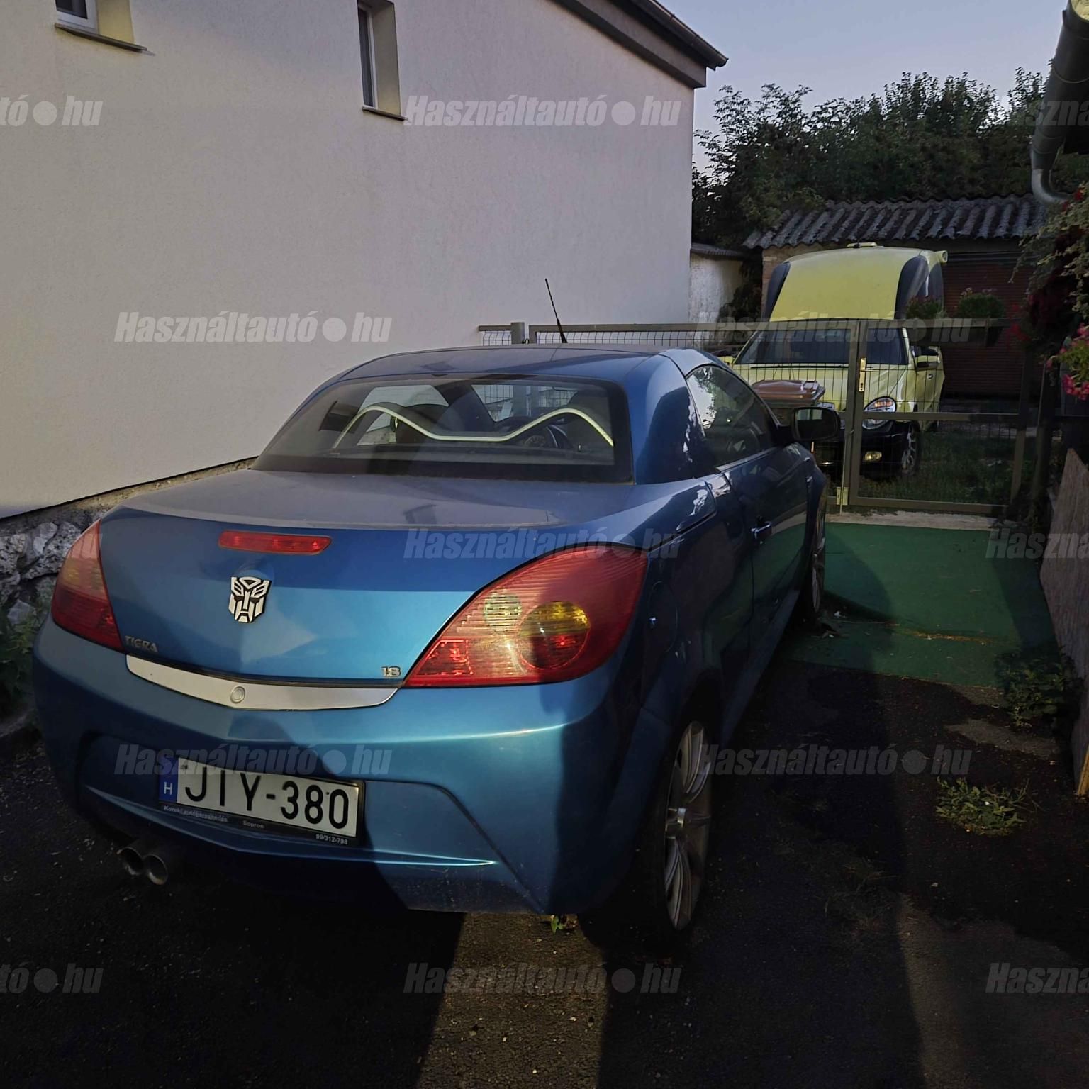OPEL TIGRA TT 2004/10 - 1