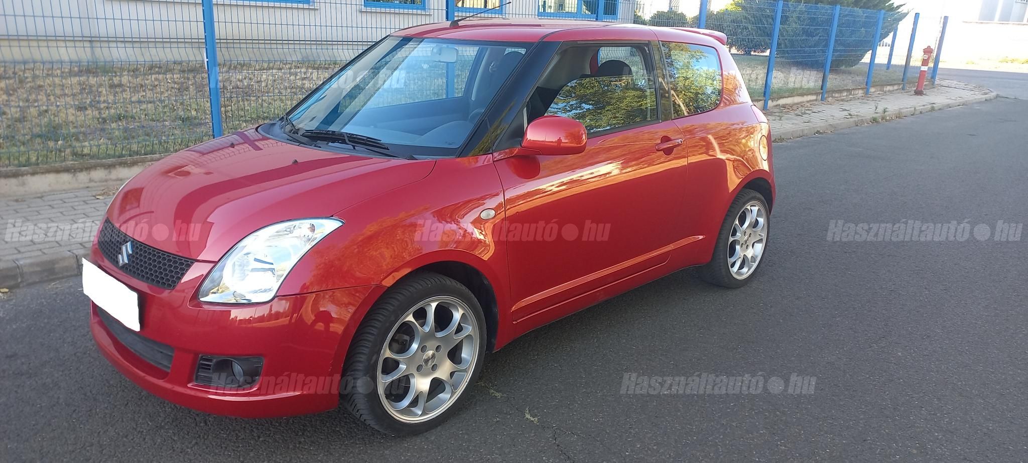 SUZUKI SWIFT 2010/11 - 1
