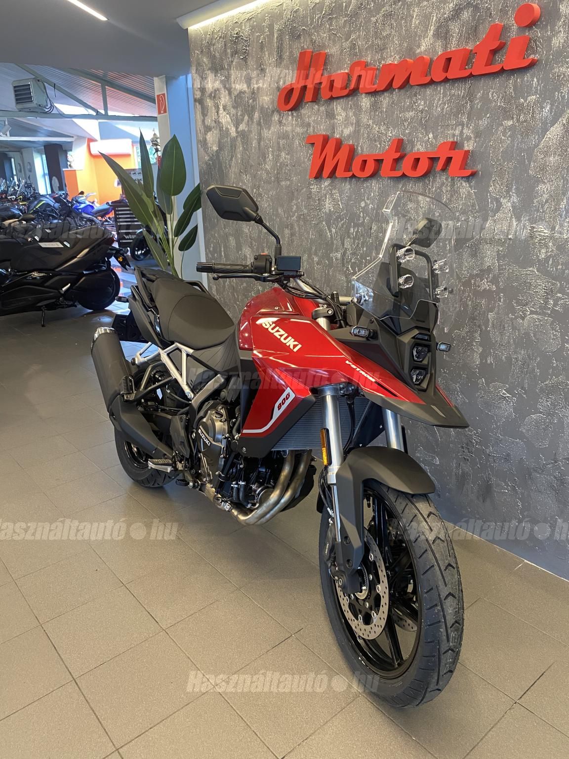 SUZUKI DL 800 2025 - 1
