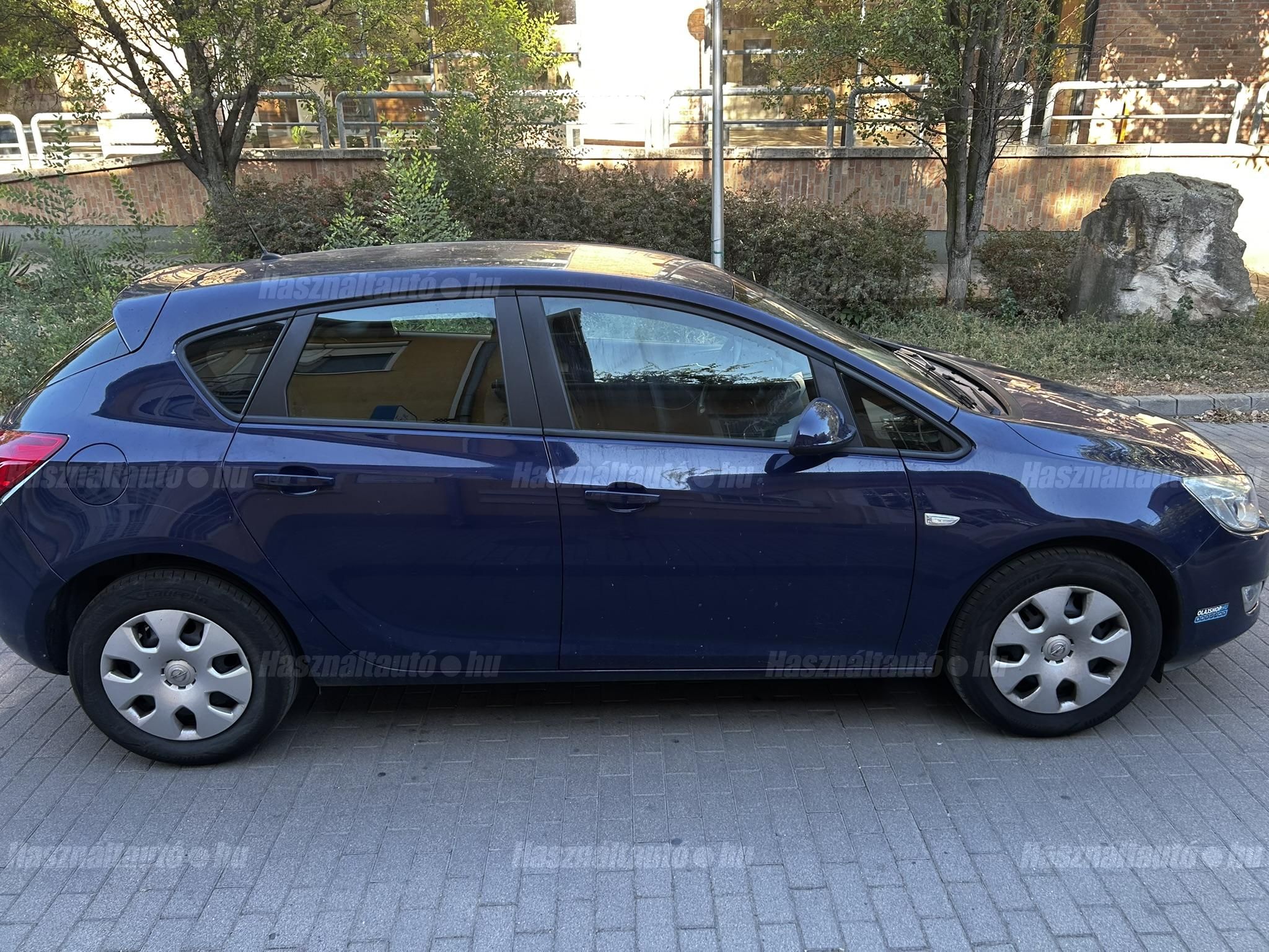 OPEL ASTRA J 2011/6 - 1