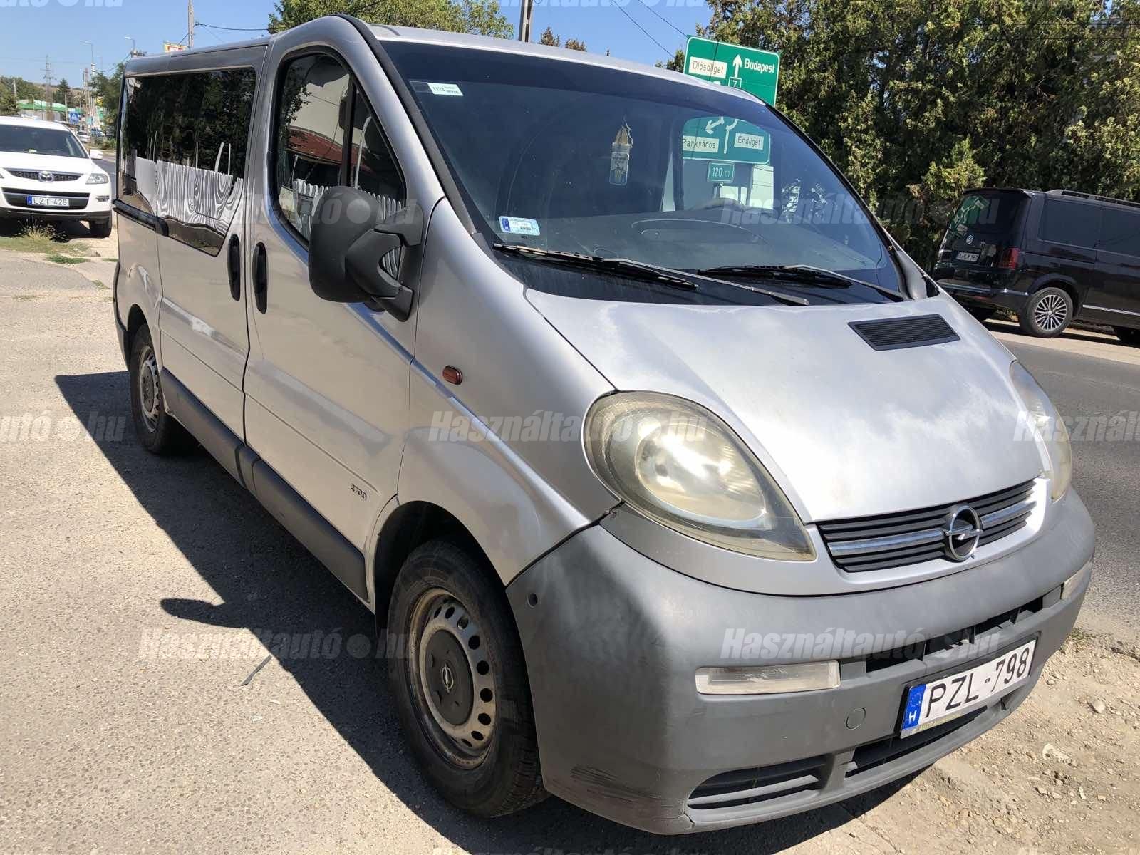 OPEL VIVARO 2002/7 - 1