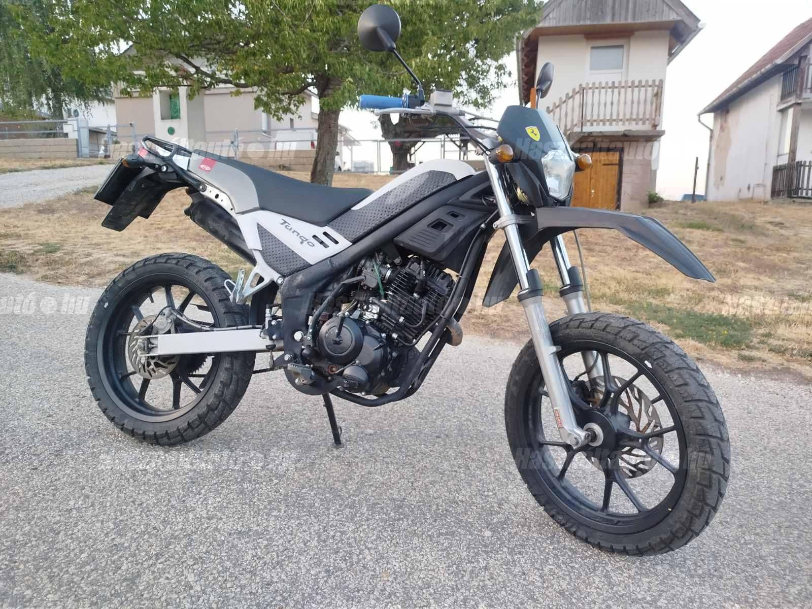 RIEJU TANGO 250 PRO 2011/7 - 1