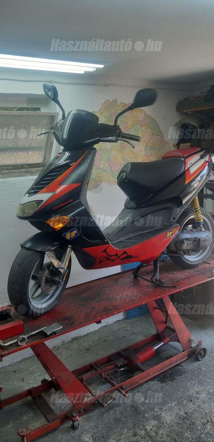 APRILIA SR 50 2004 - 1