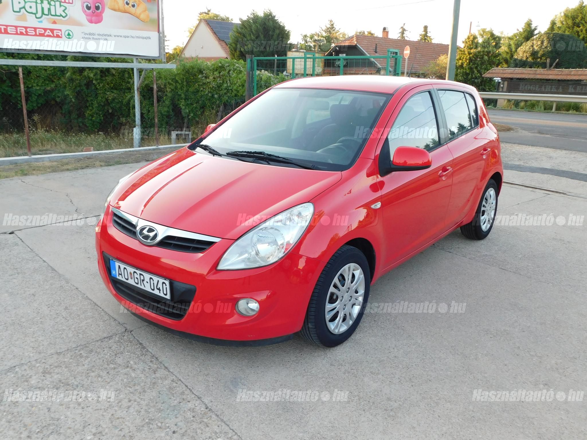 HYUNDAI I20 2010/11 - 1