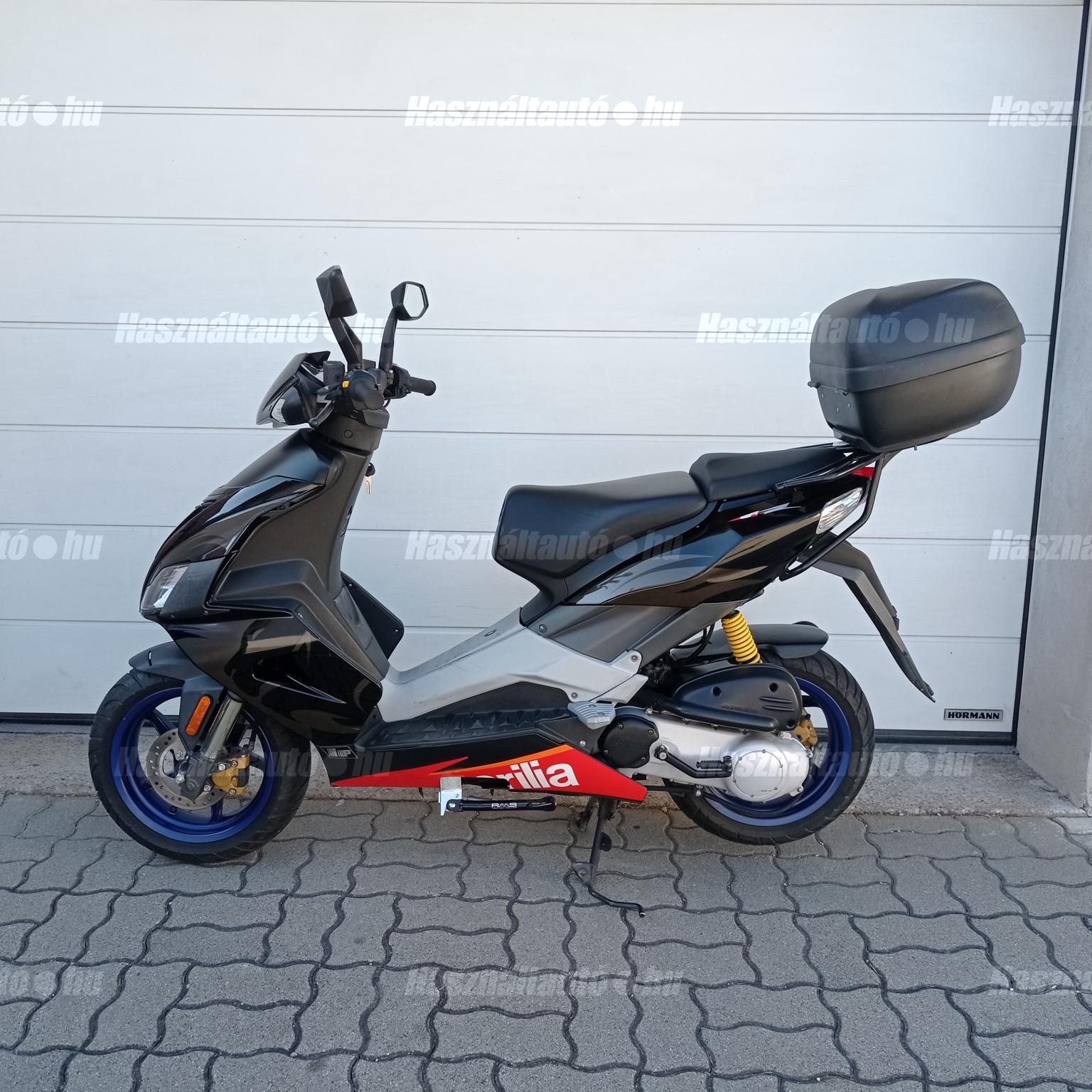 APRILIA SR 50 2005/6 - 1