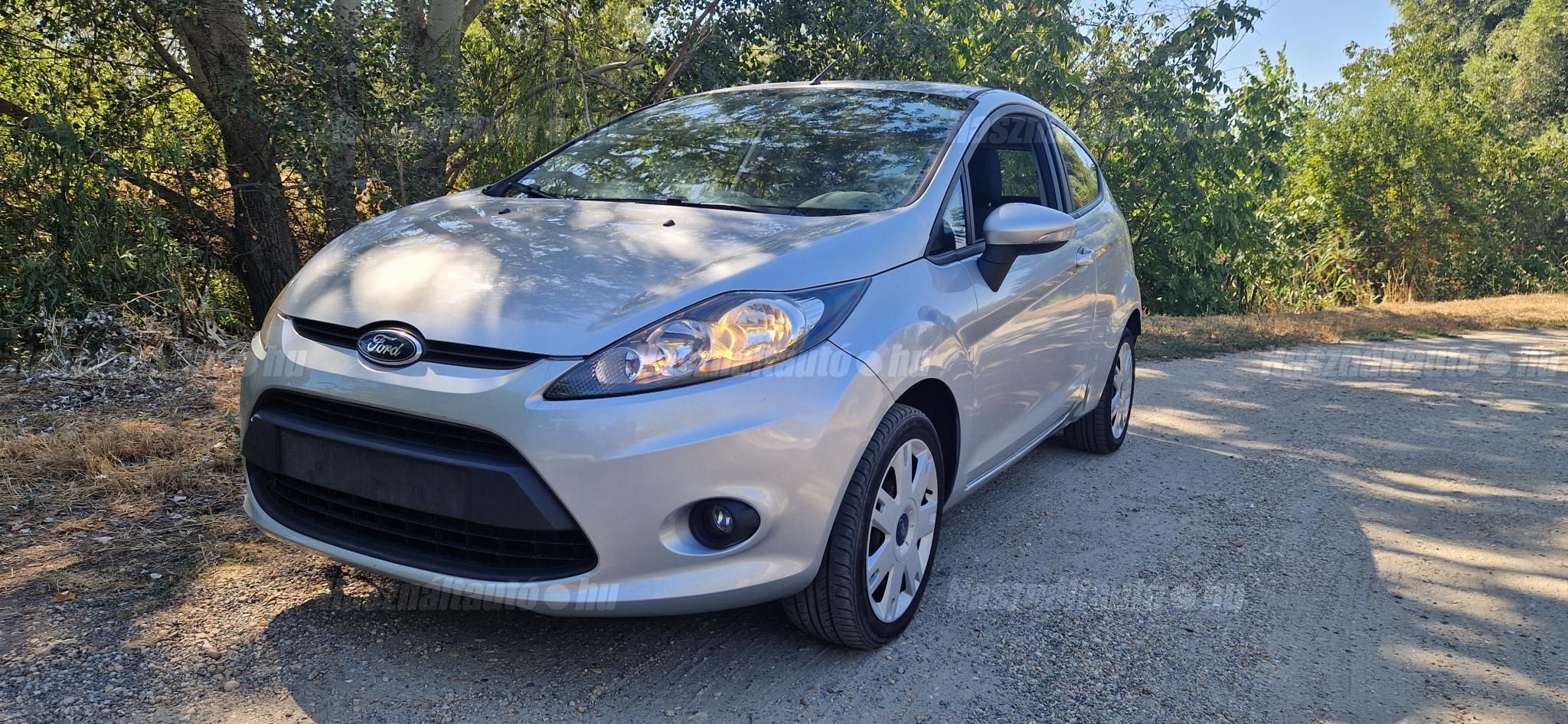 FORD FIESTA 2011/6 - 1