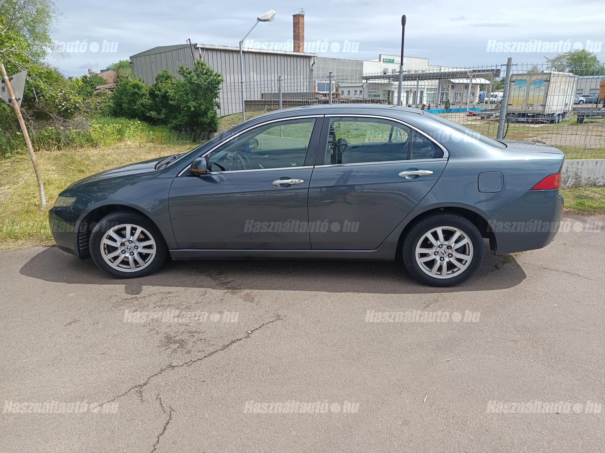 HONDA ACCORD 2004/12 - 1