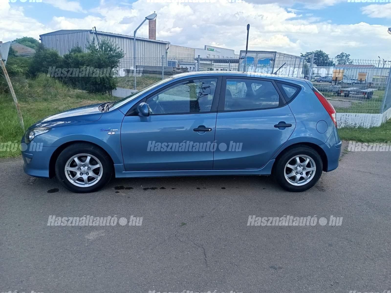 HYUNDAI I30 2011/2 - 1