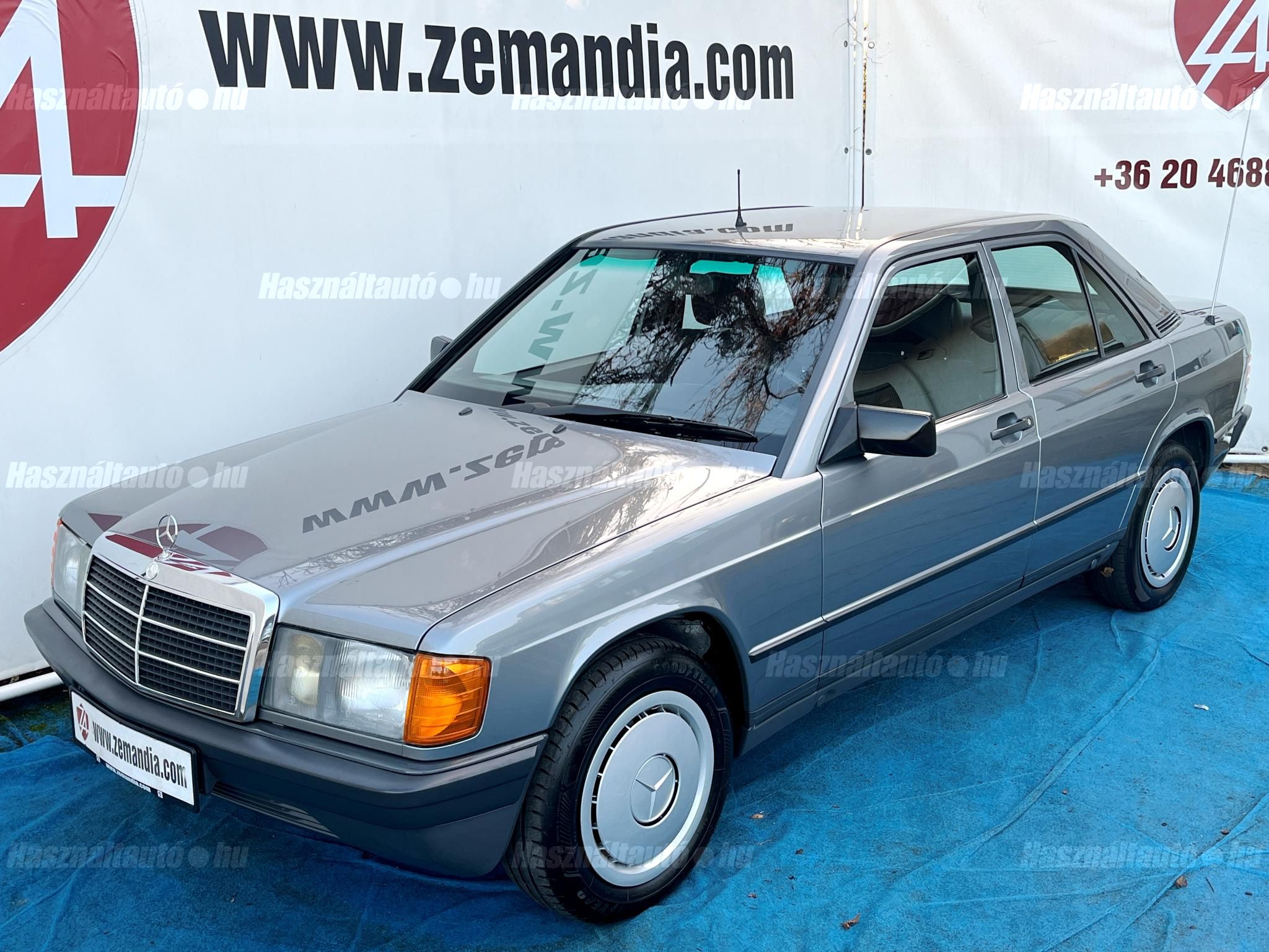 MERCEDES-BENZ 190 1988/1 - 1
