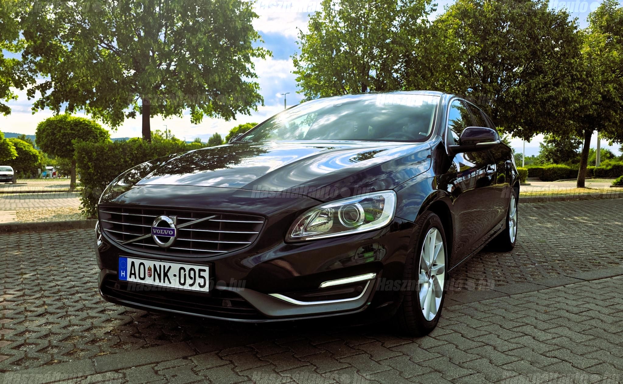 VOLVO V60 2014/4 - 1