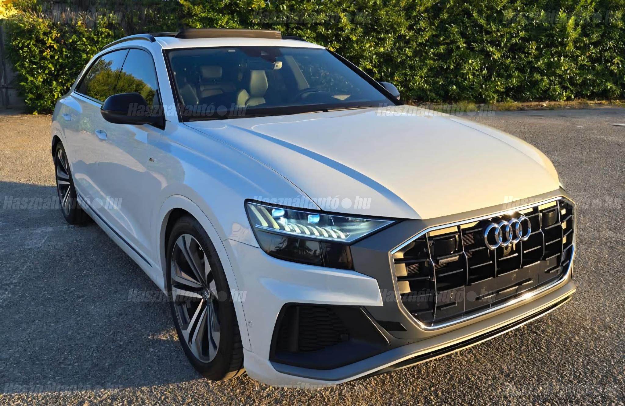 AUDI Q8 2023/6 - 1