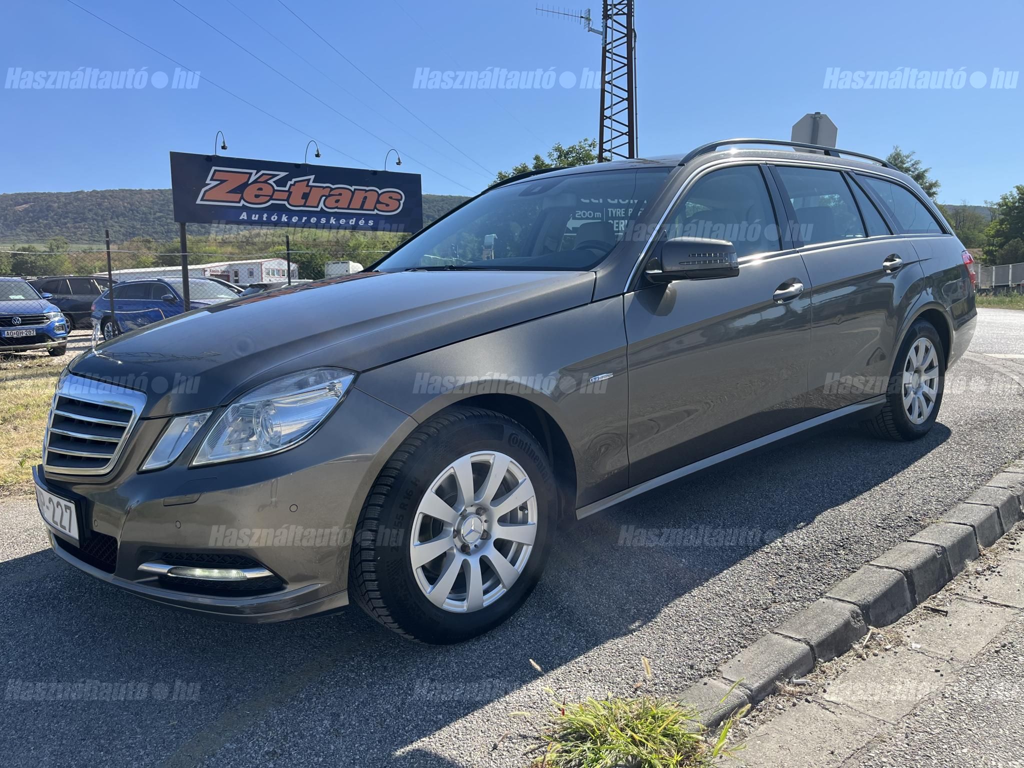 MERCEDES-BENZ E 220 2010/9 - 1