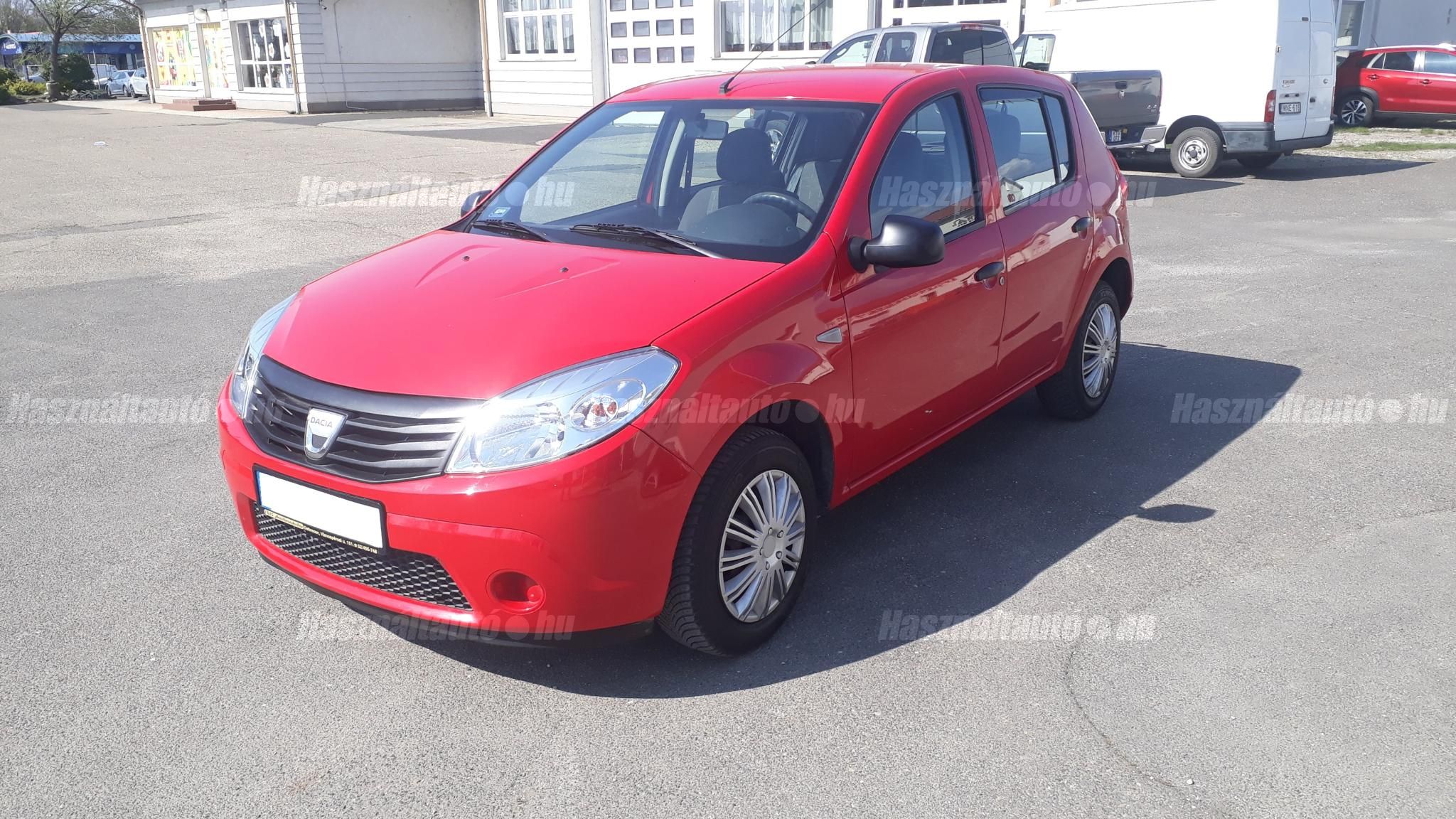 DACIA SANDERO 2009/3 - 1