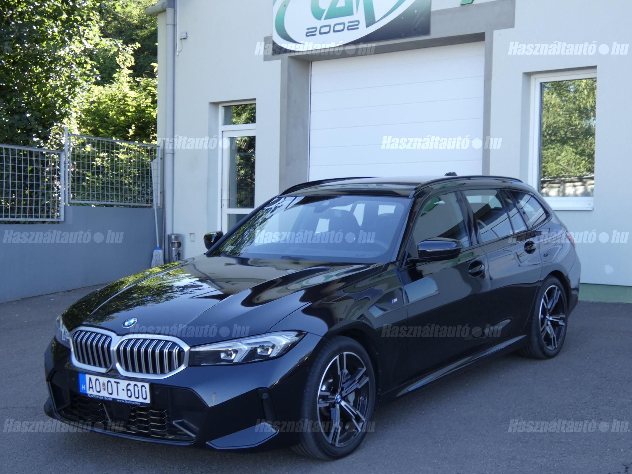 BMW 330 2024/12 - 1