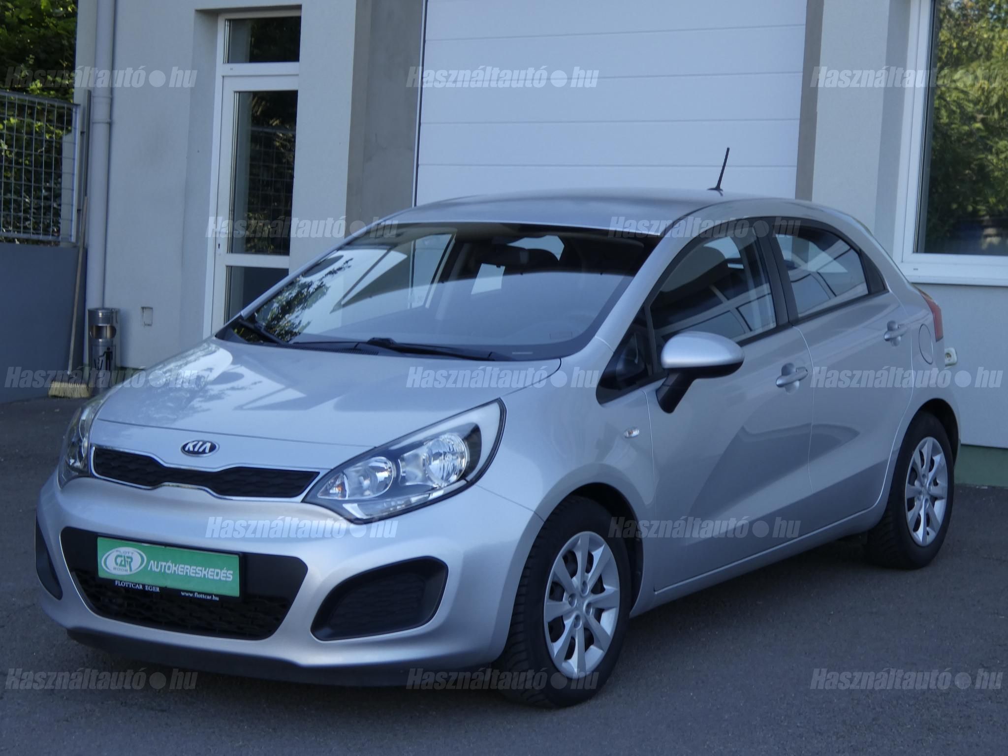 KIA RIO 2015/6 - 1