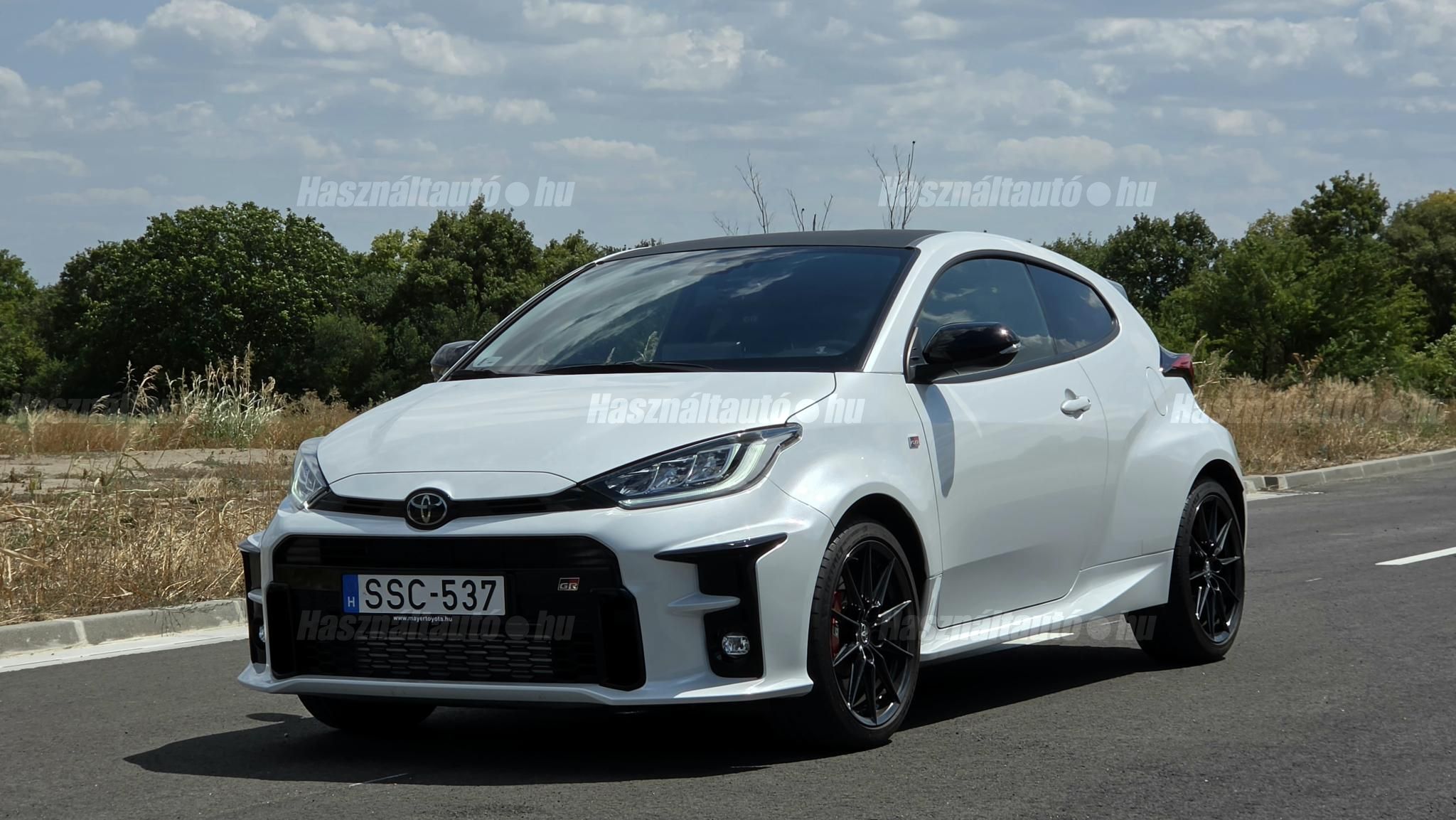 TOYOTA YARIS 2021/6 - 1