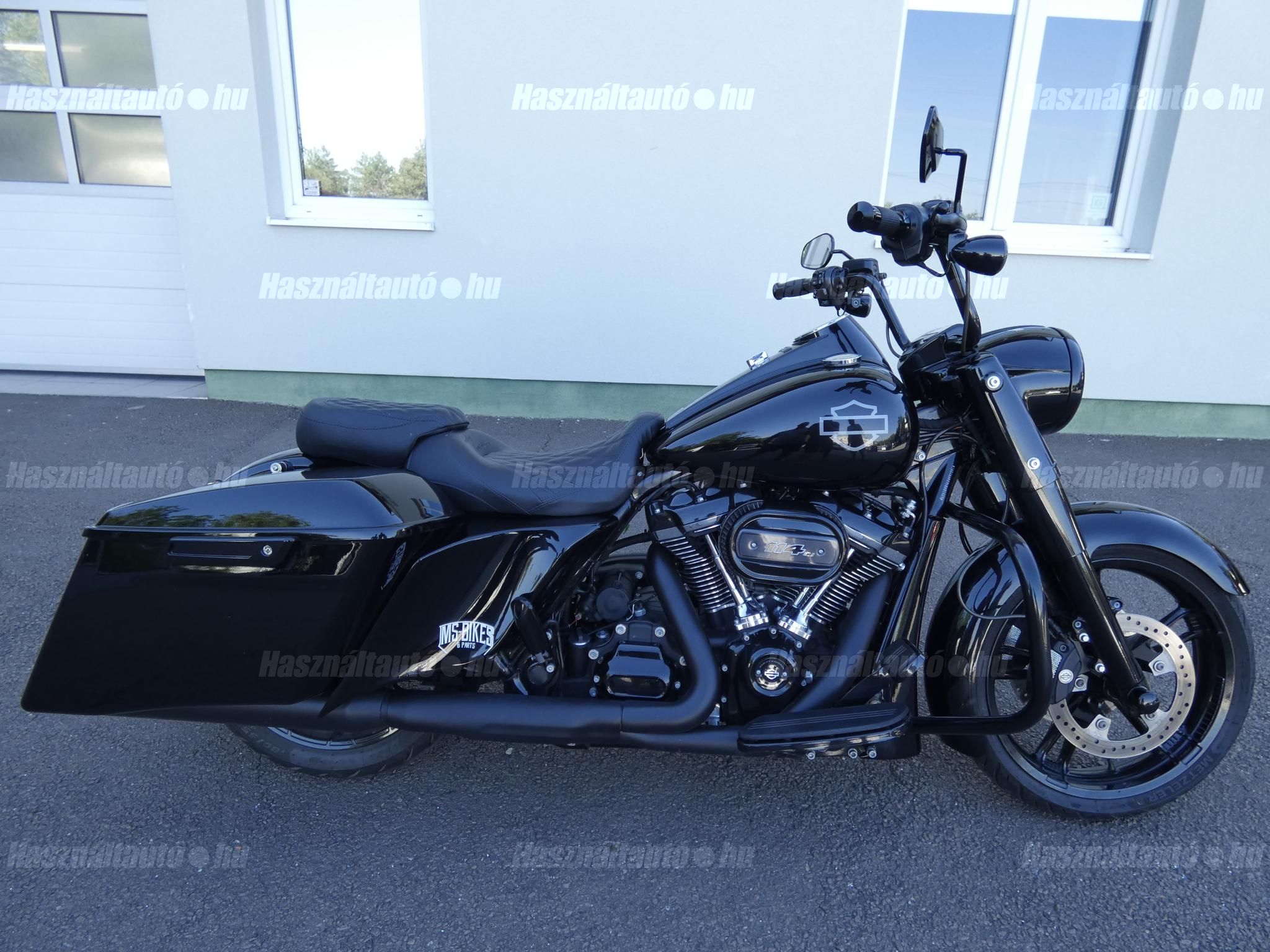 HARLEY-DAVIDSON ROAD KING 2020/7 - 1