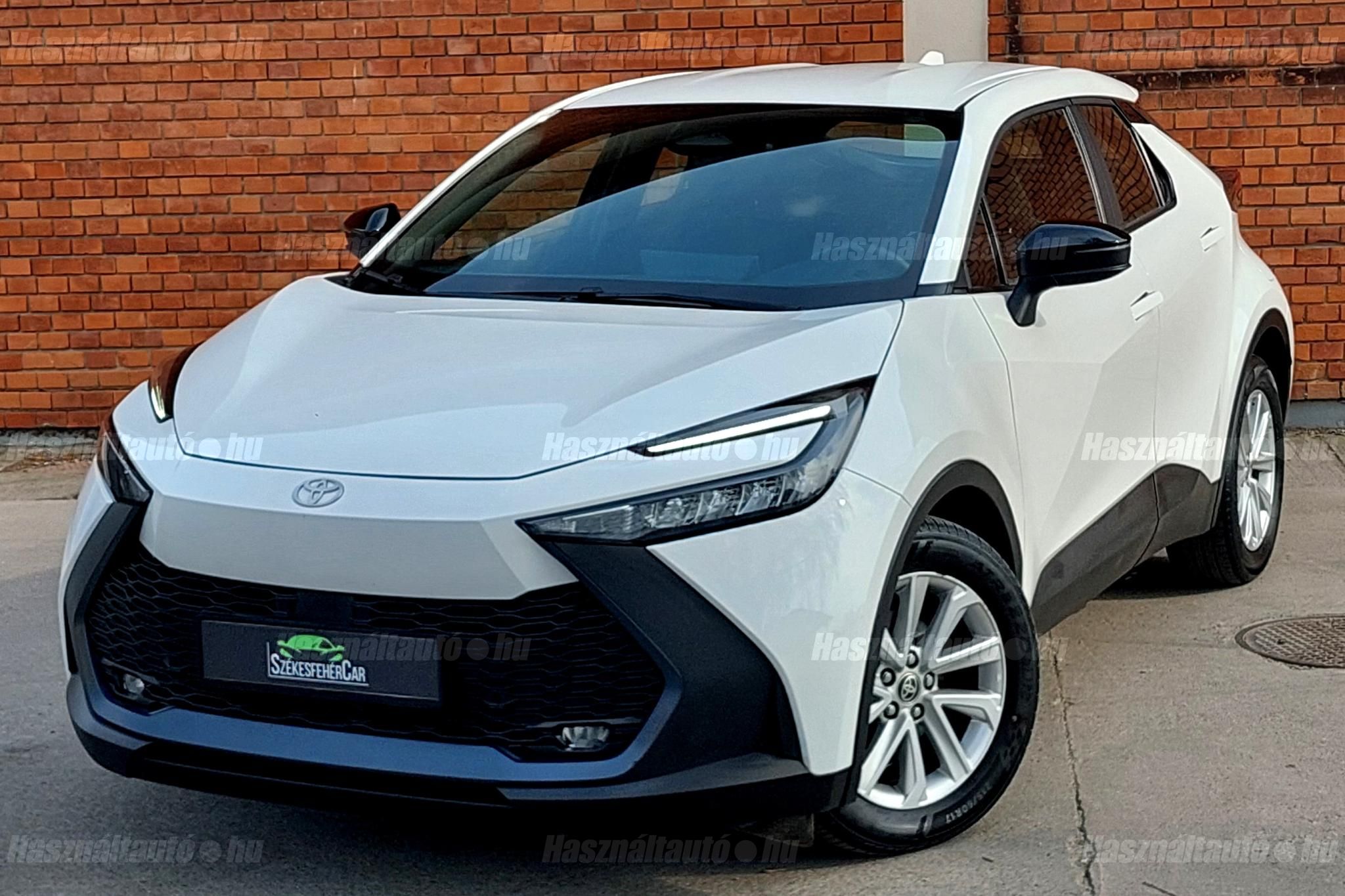 TOYOTA C-HR 2024/6 - 1