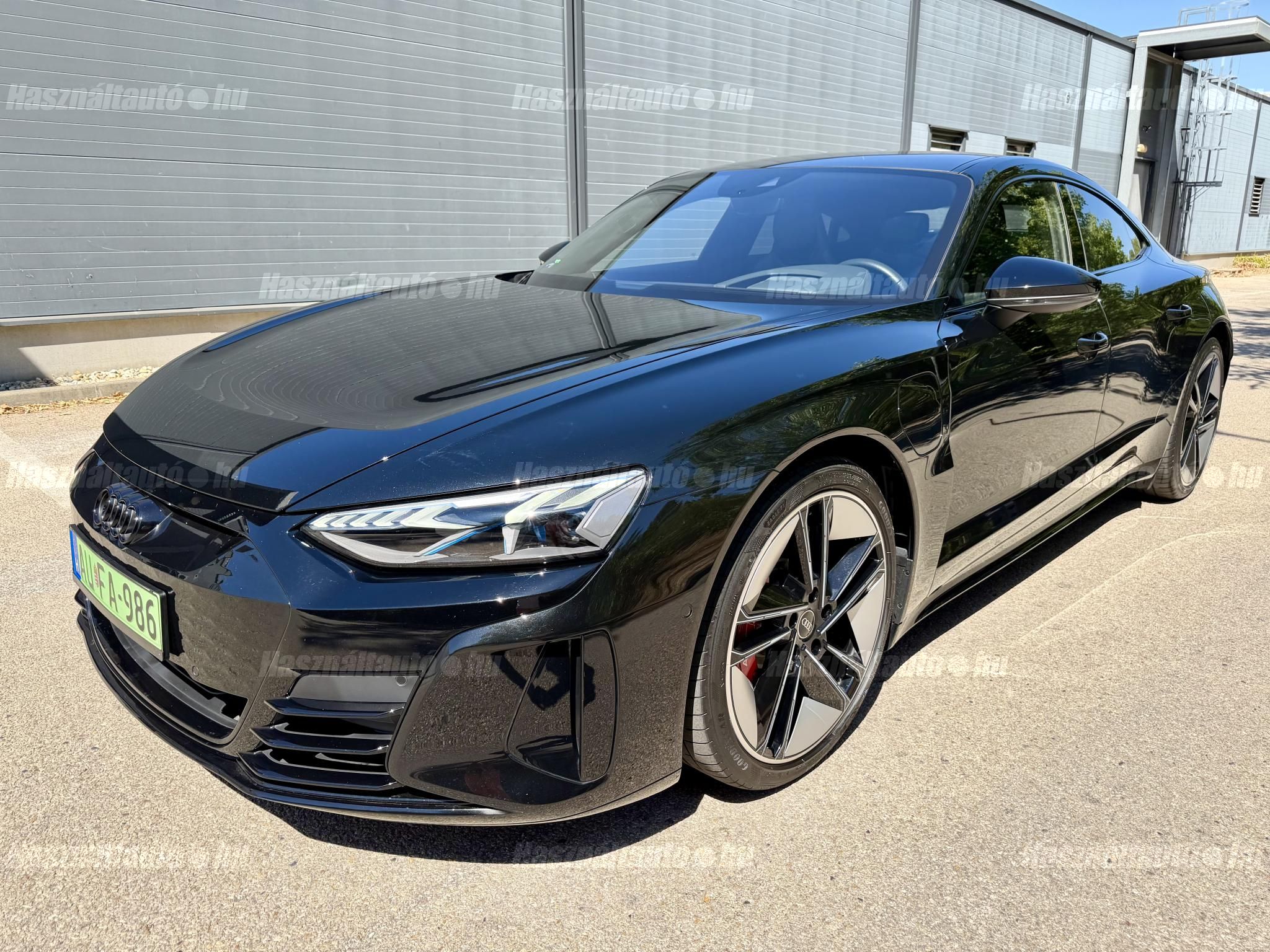 AUDI E-TRON GT 2023/12 - 1