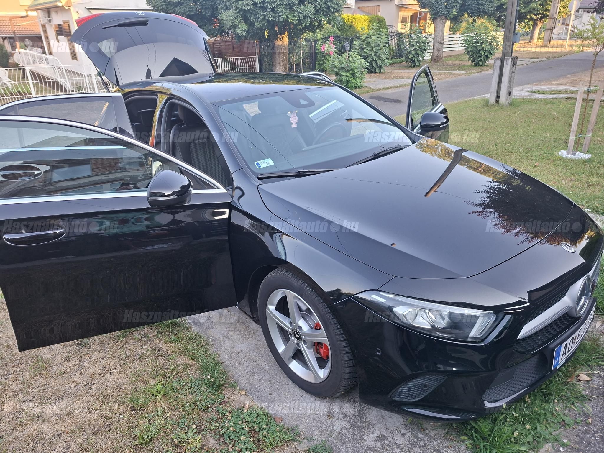 MERCEDES-BENZ A 180 2019/7 - 1
