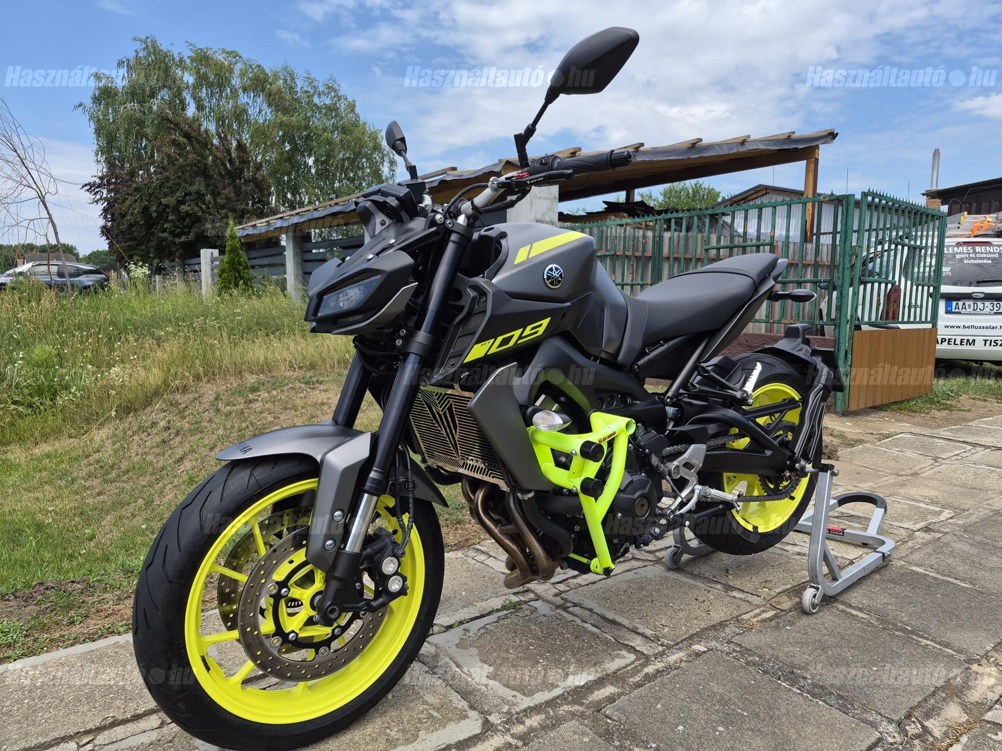 YAMAHA MT-09 2018/10 - 1